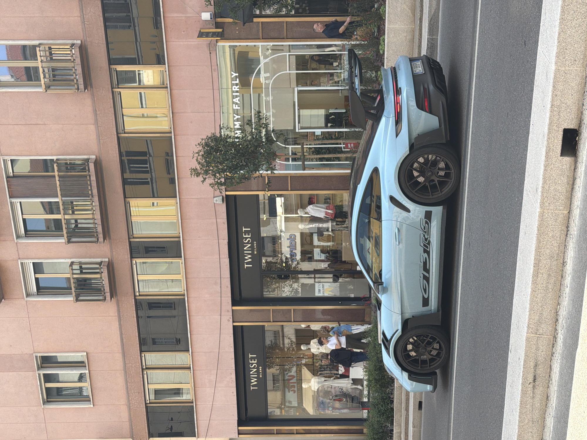 Porsche GT3RS spotted parked on Milan zebra crossing