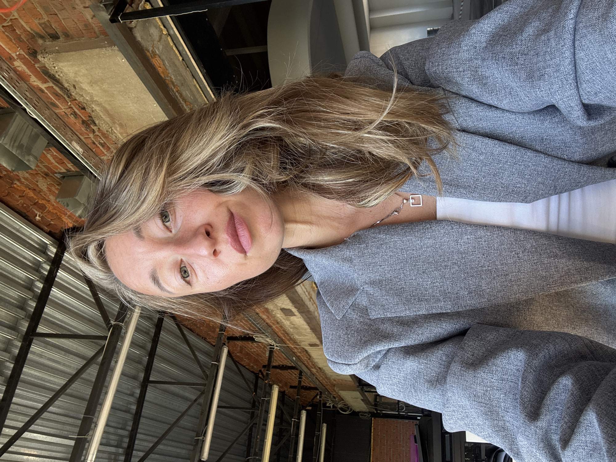 Selfies and a sketching moment in a Chaikovsky office space