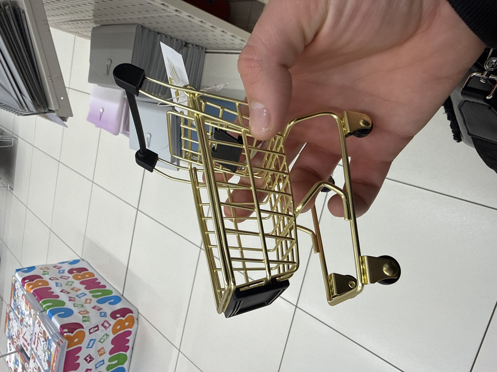 Shopper documents Easter shopping trip in Stara Zagora store