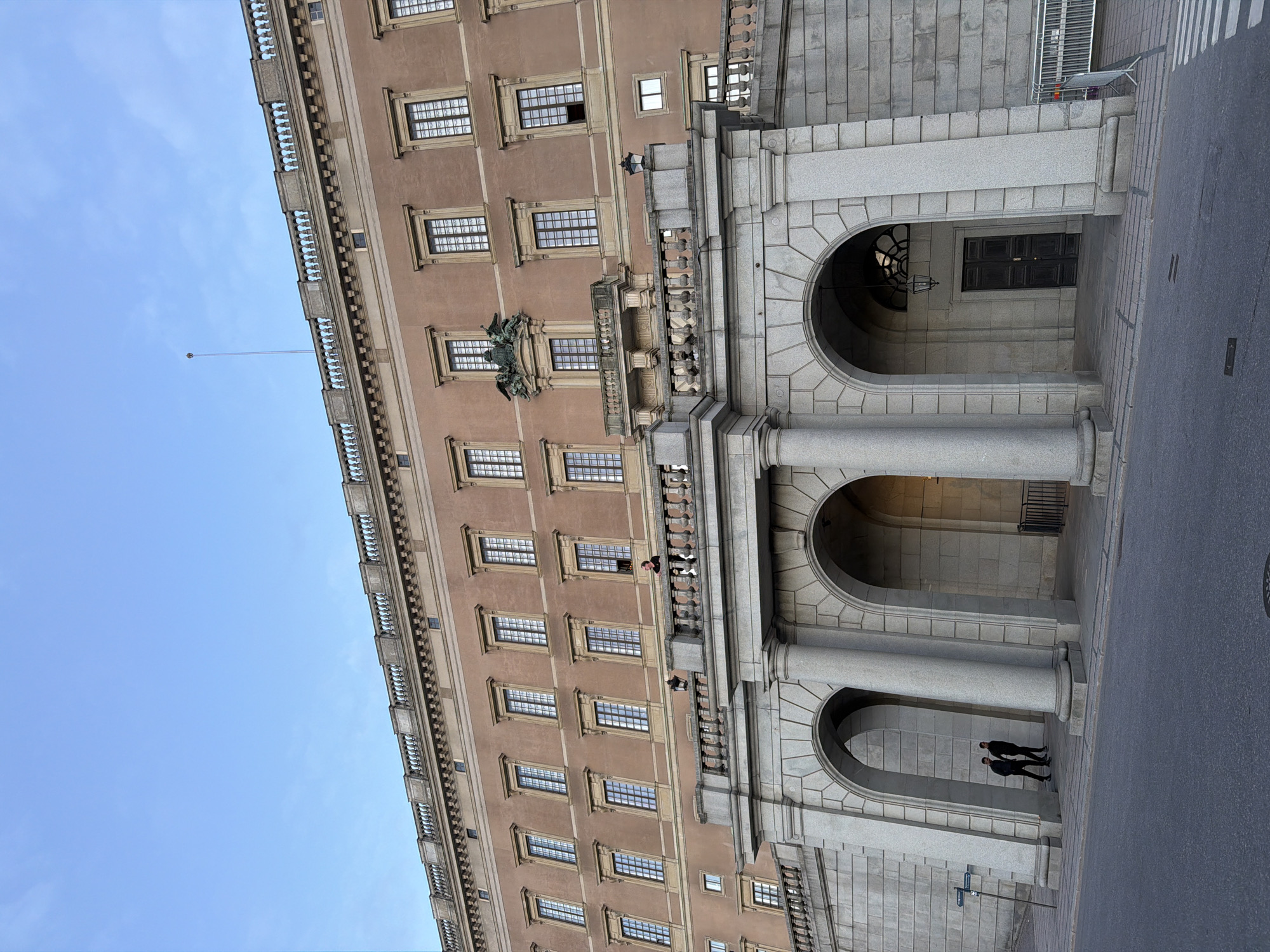 Royal Palace guard ceremony observed in Stockholm