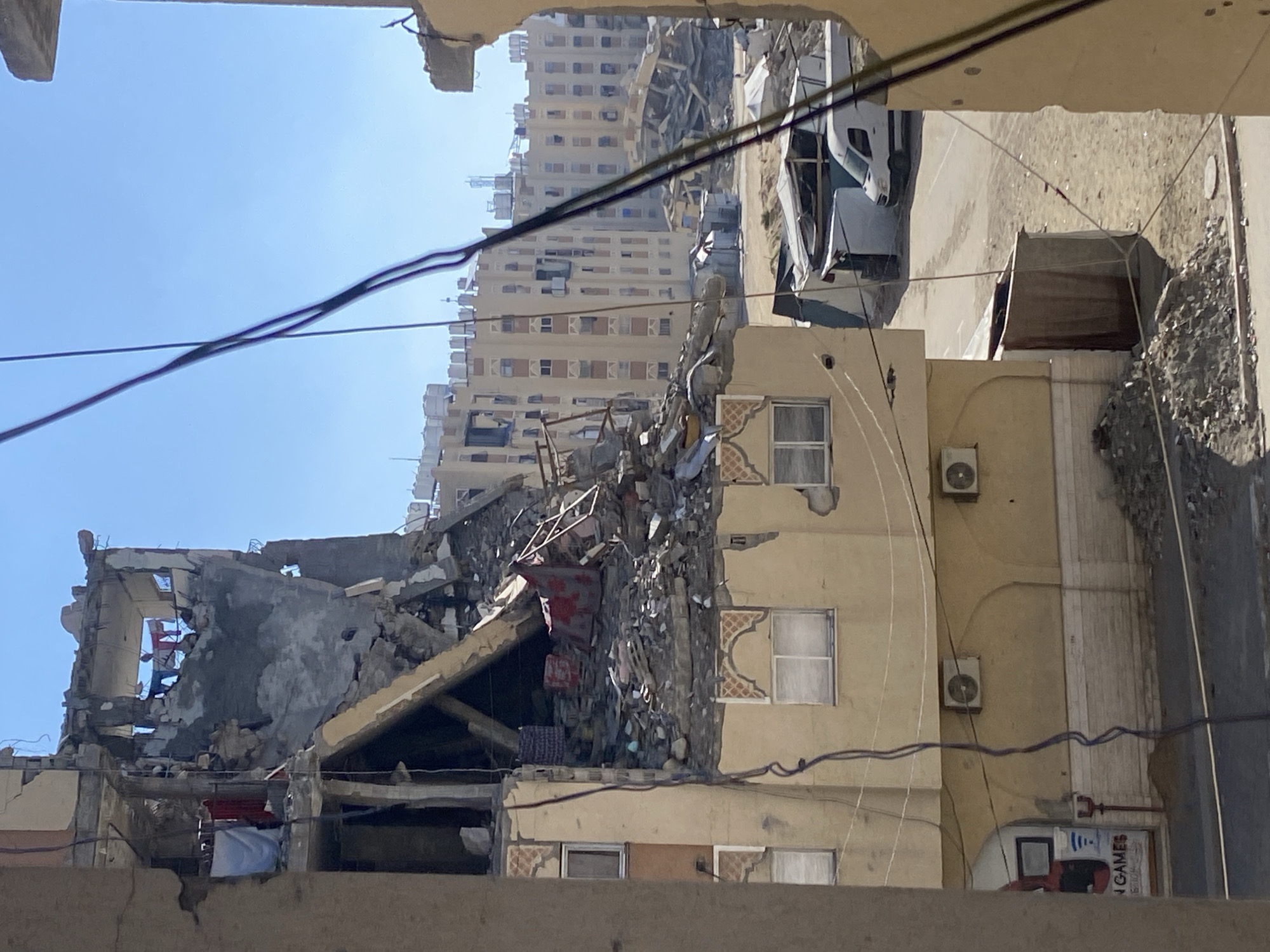 Daily life continues amid destruction in Khan Yunis