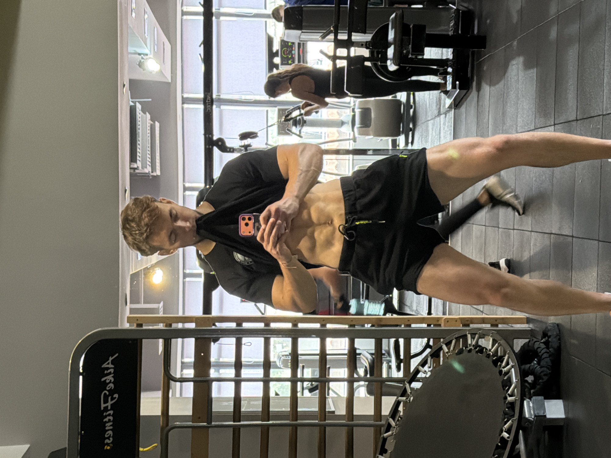 Gym day in Tsarevo: lifting, turf, and post-workout cake