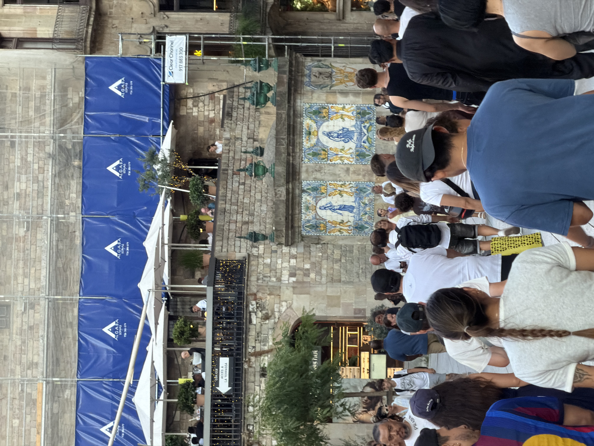 Street life, murals, and old lanes in central Barcelona