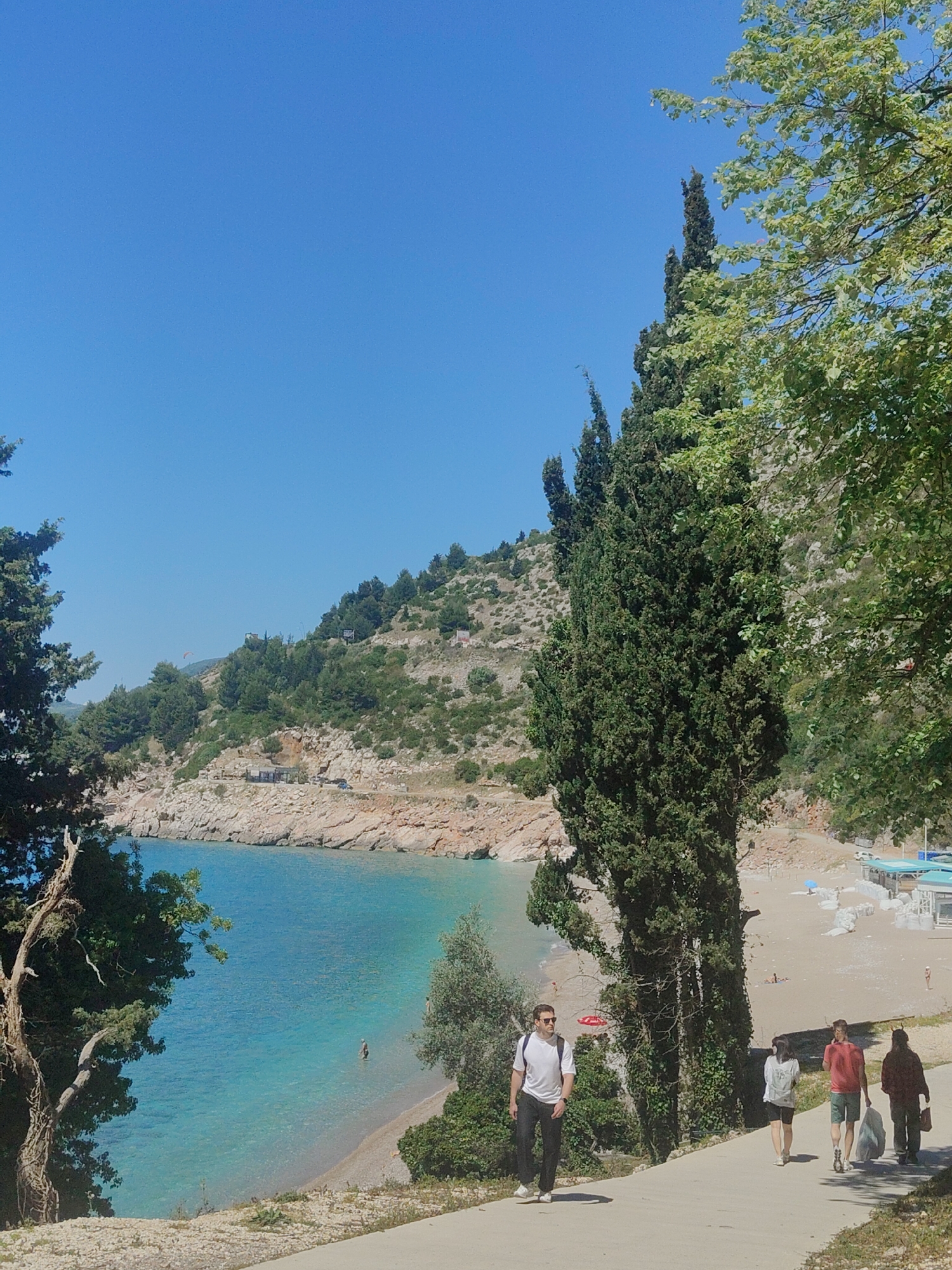 Clear morning conditions observed at Kamenovo beach, Montenegro