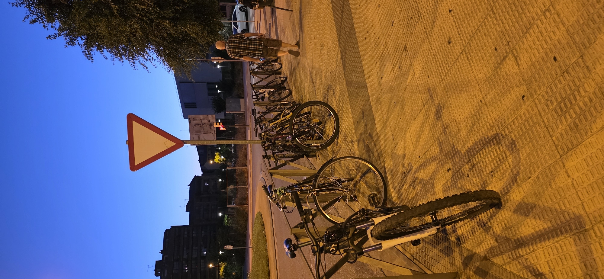 Huesca neighborhood at dusk, everyday street details