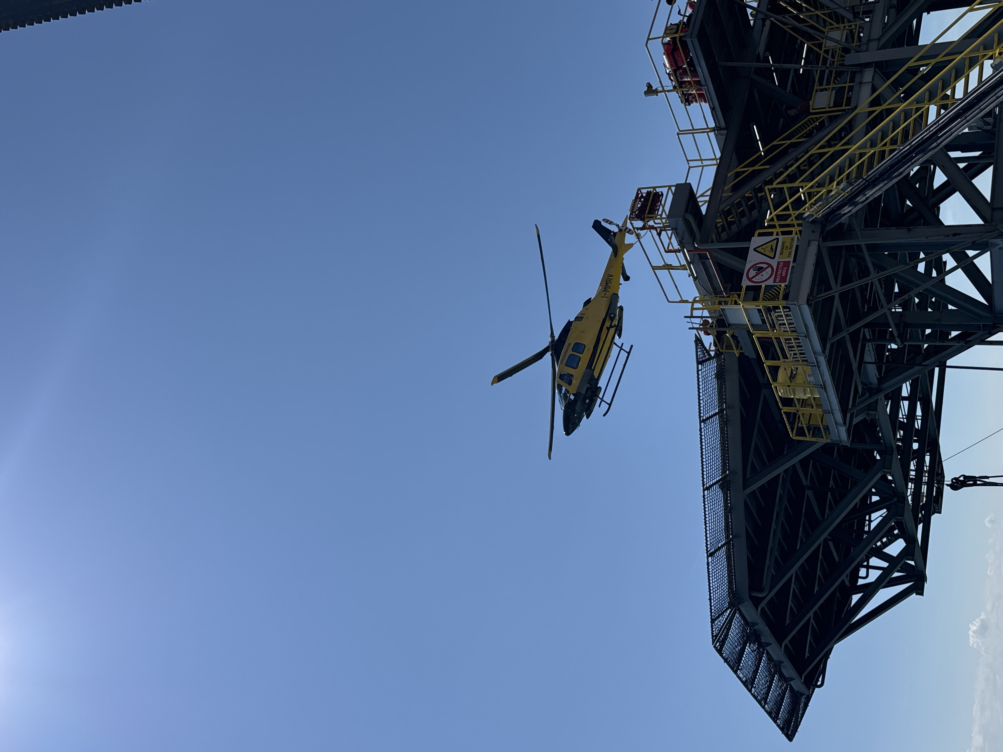 Helicopter operates near offshore platform in Italian waters