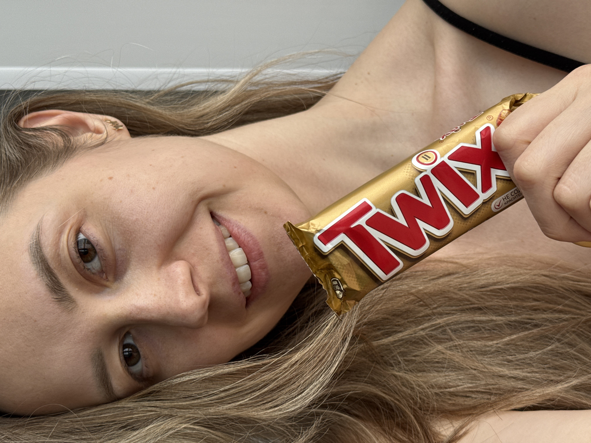 Woman shares weekend moments with candy and pet gecko