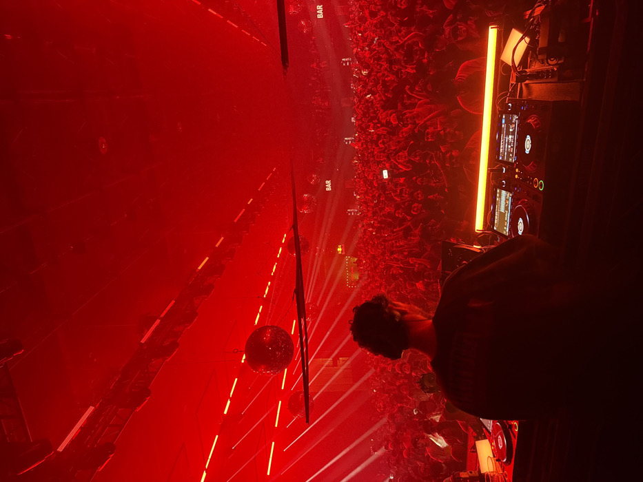 Electronic music events draw crowds across LA venues