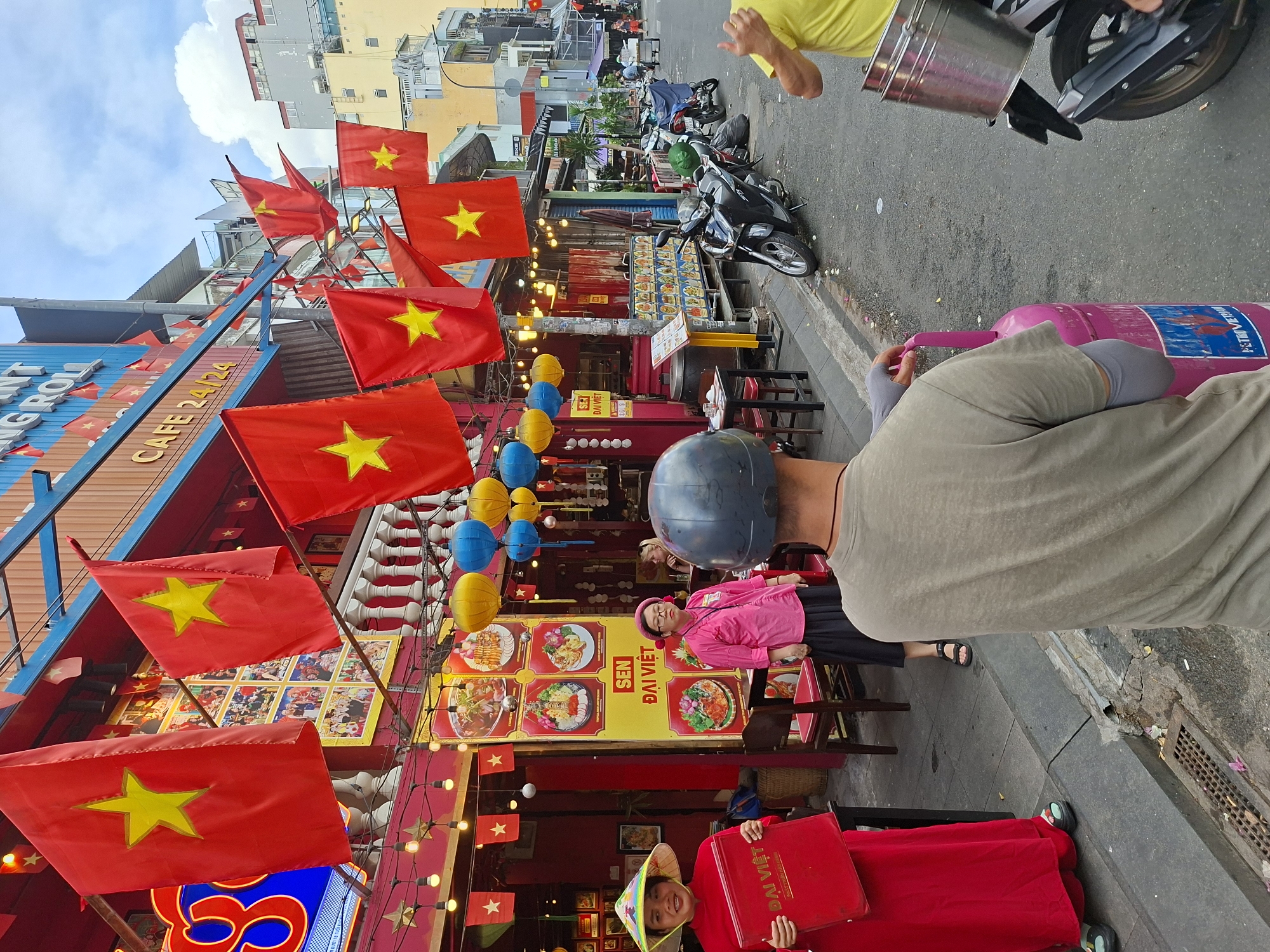 Street life snapshot: food, traffic, and commerce in urban Southeast Asia