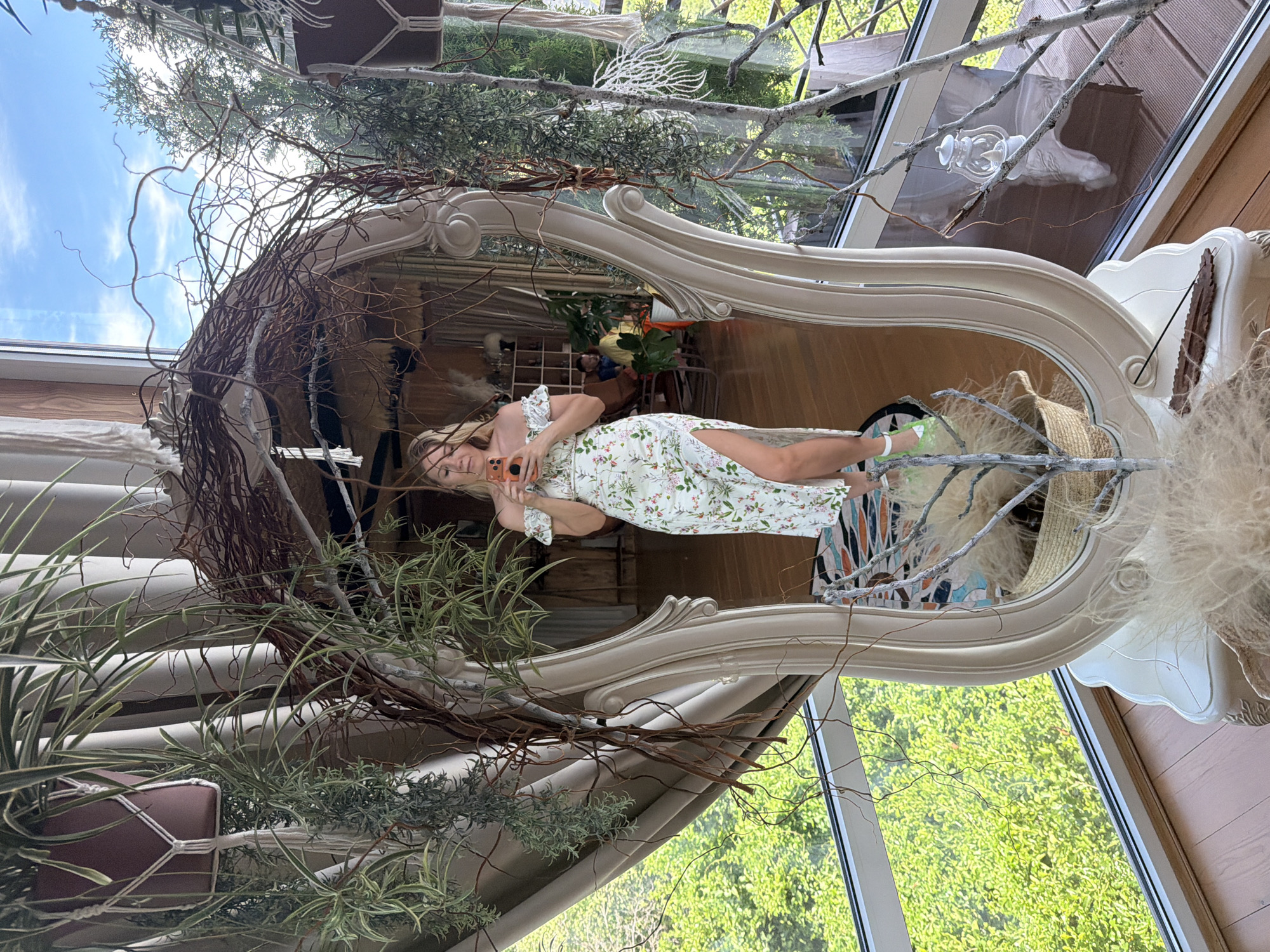 Mountain lodge visit with rustic interiors and an indoor presentation