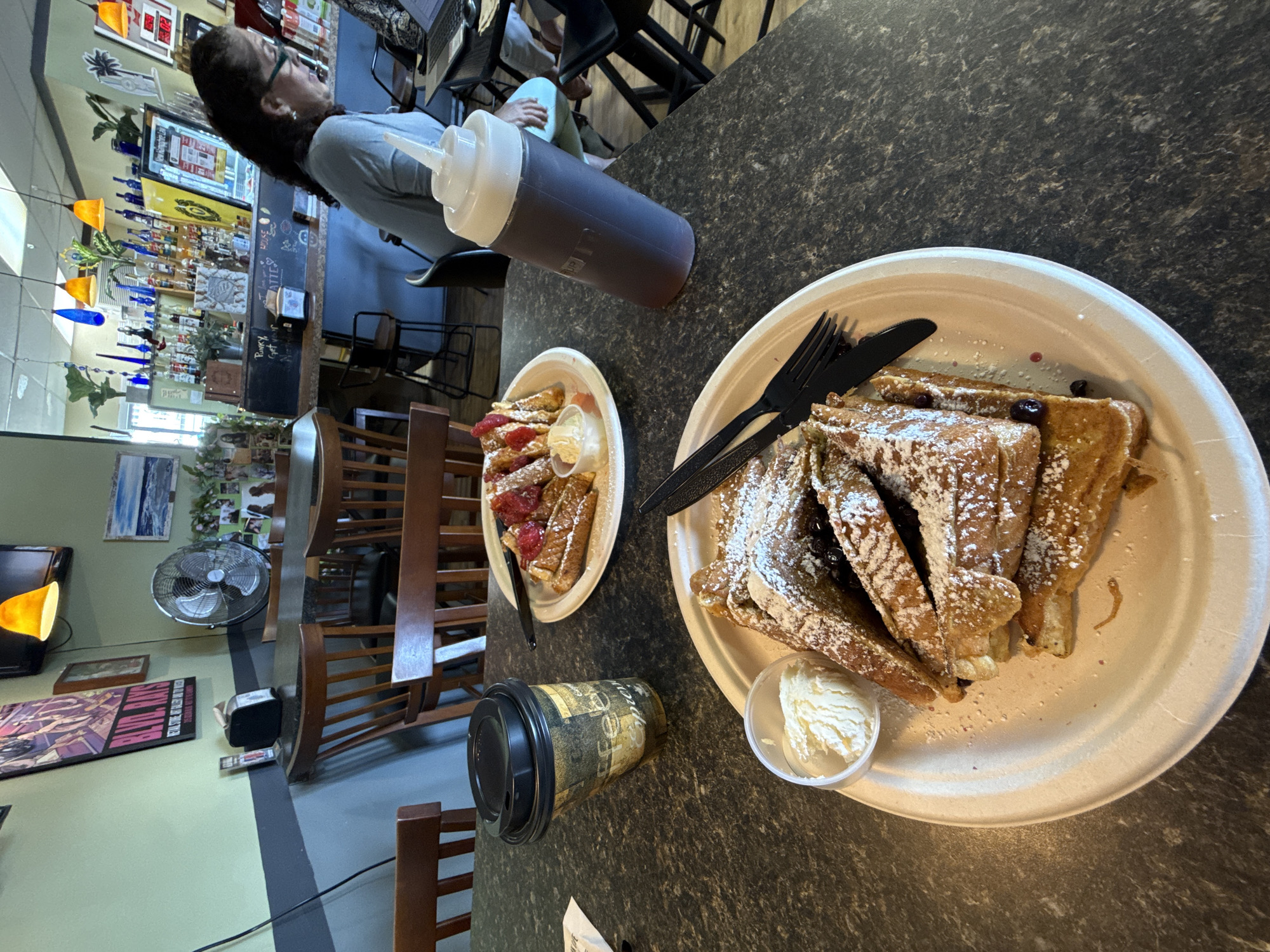 Hampton diner patron documents meal, damaged phone during afternoon visit