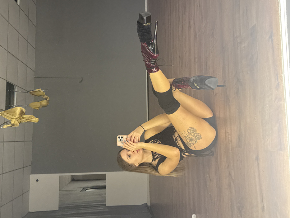 Dance studio session and street life documented in Batumi