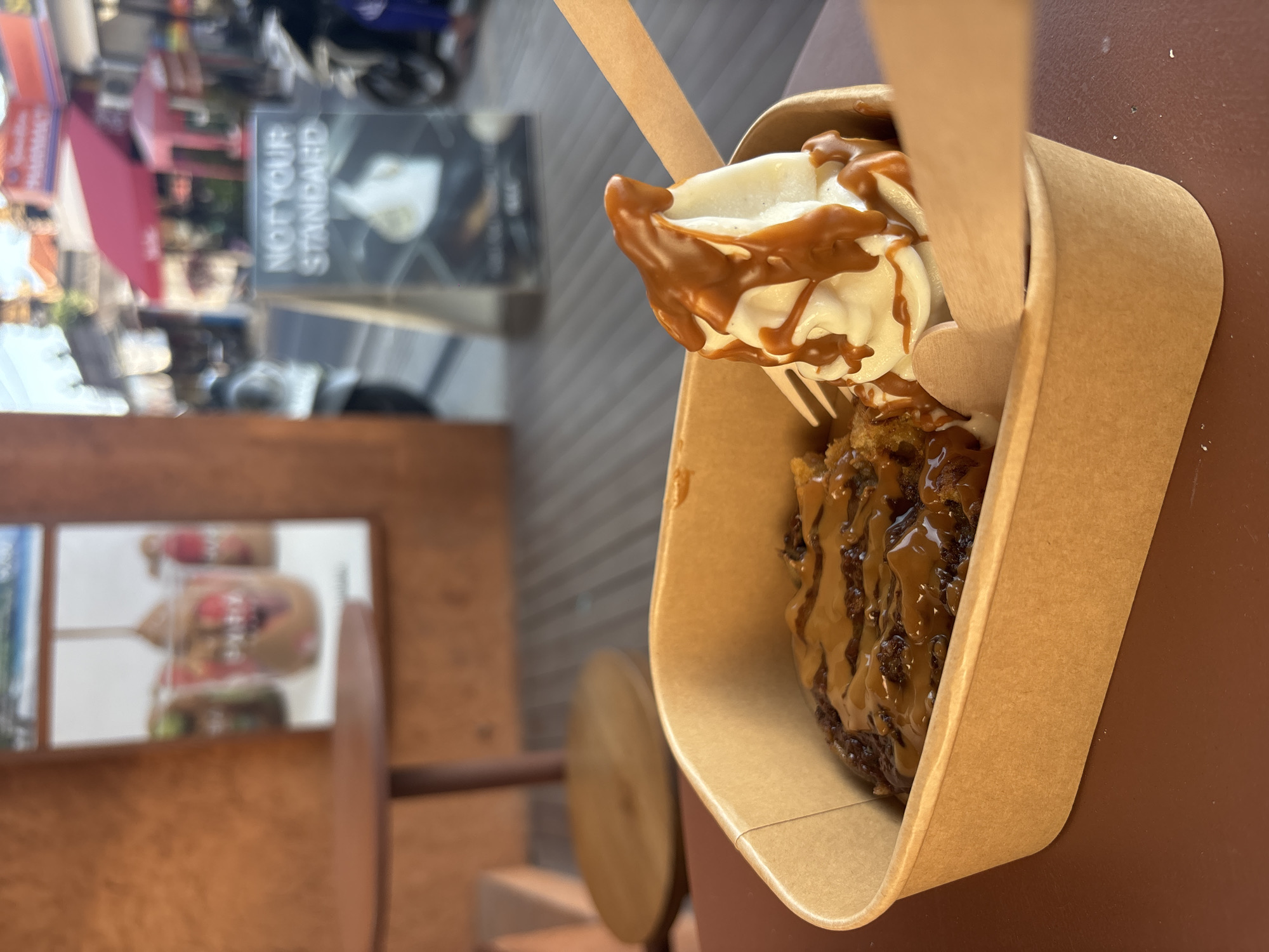 Café stop in North Kuta — desserts, street views, and outdoor seating