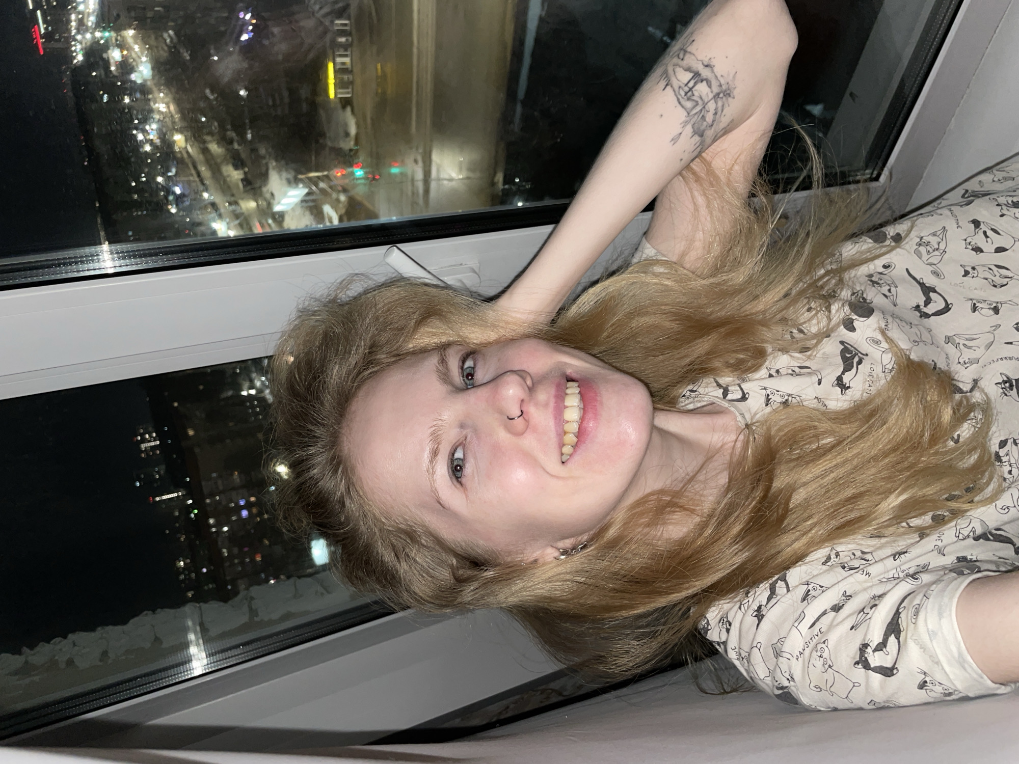 Domestic moments captured in Izhevsk home during evening hours