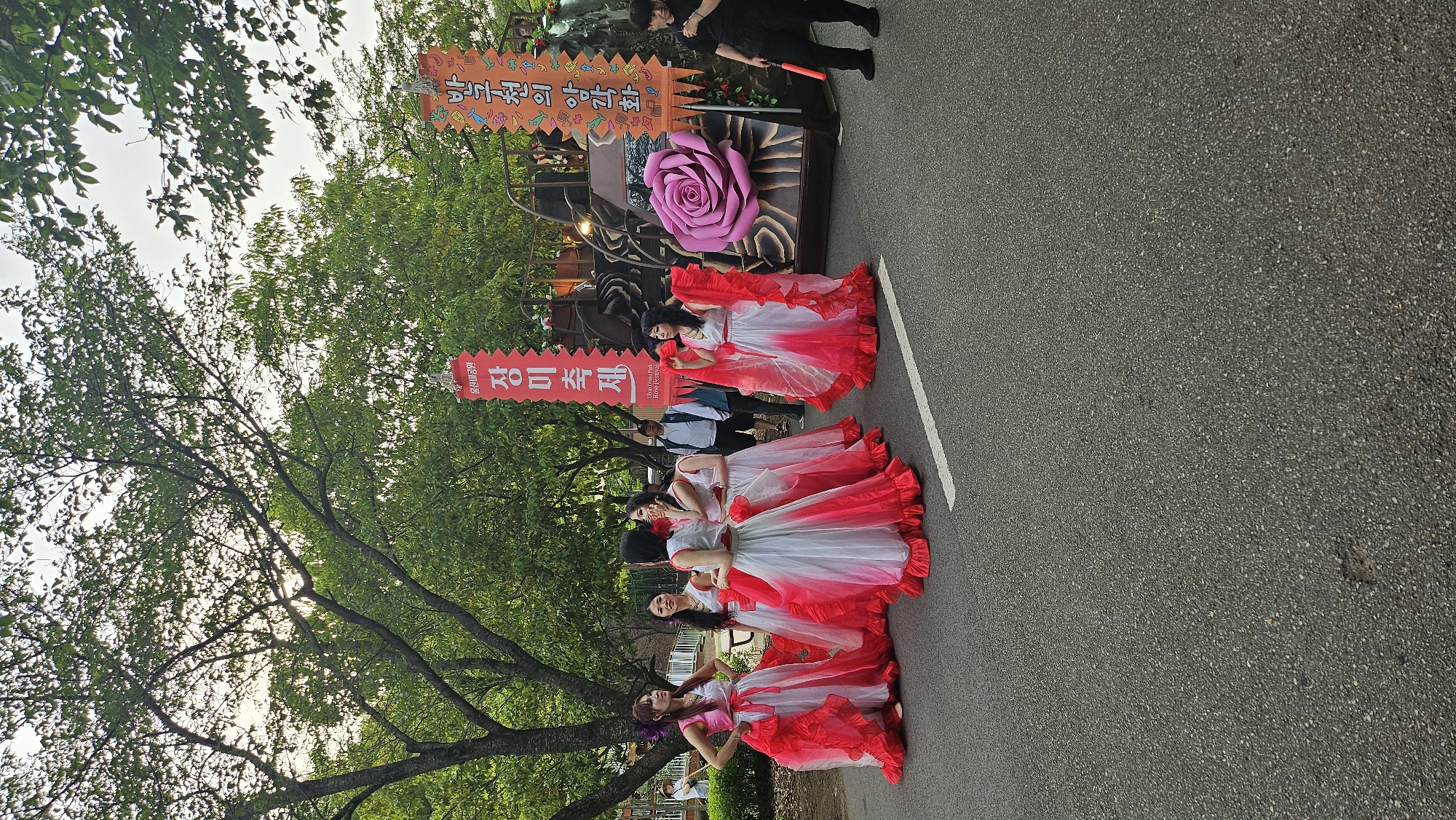 Rose Festival brings parades and performances to Ulsan, South Korea