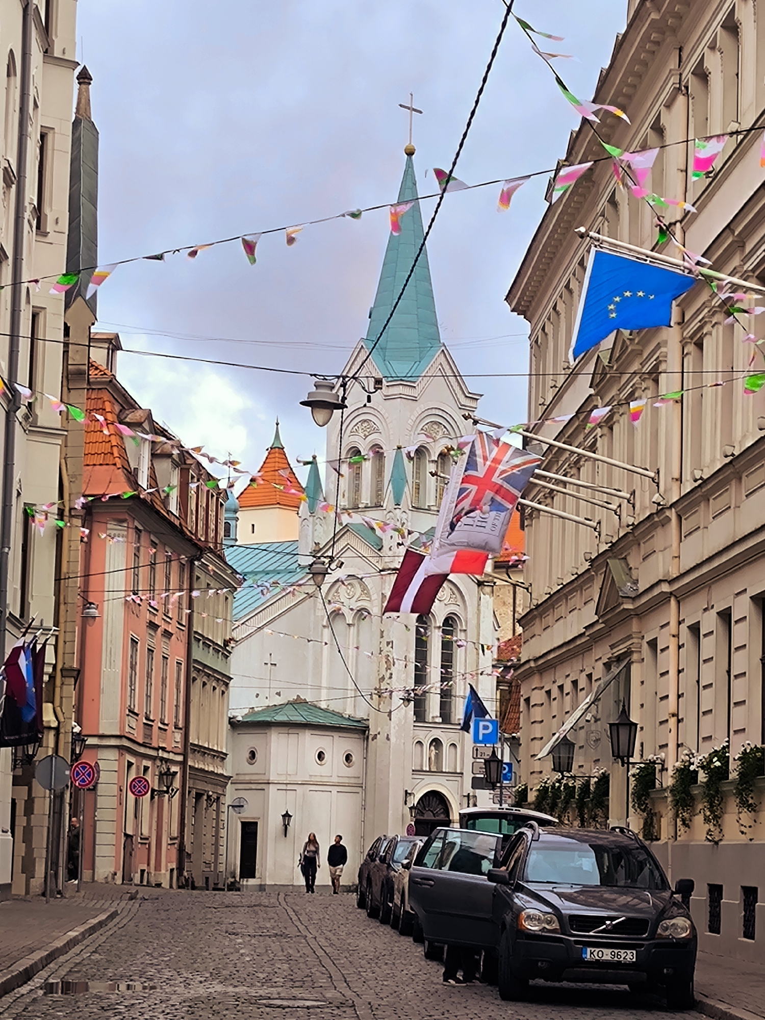 Morning walk through Riga's Old Town streets and cathedral