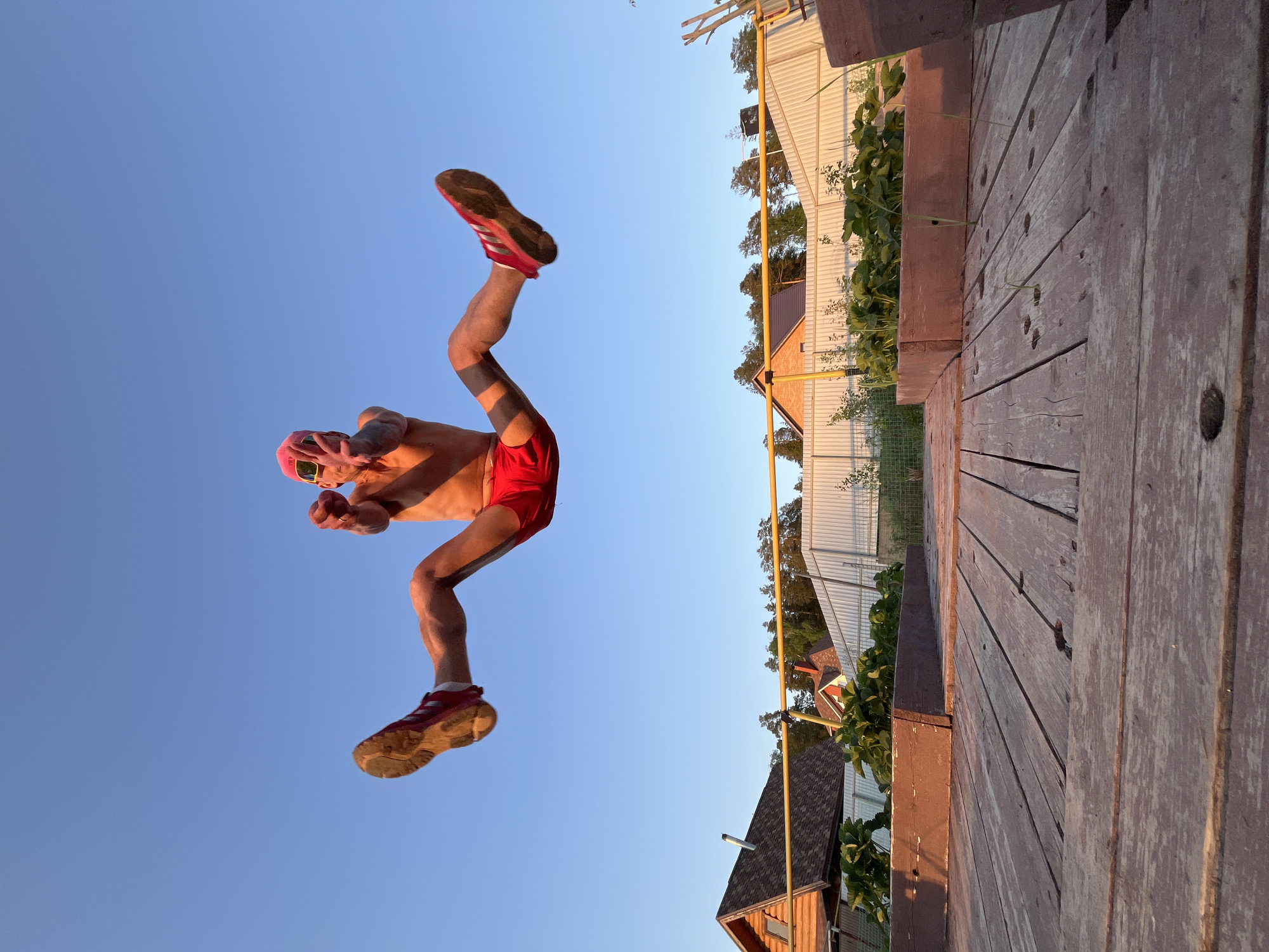 Man performs acrobatic flip in Chaikovsky, Russia