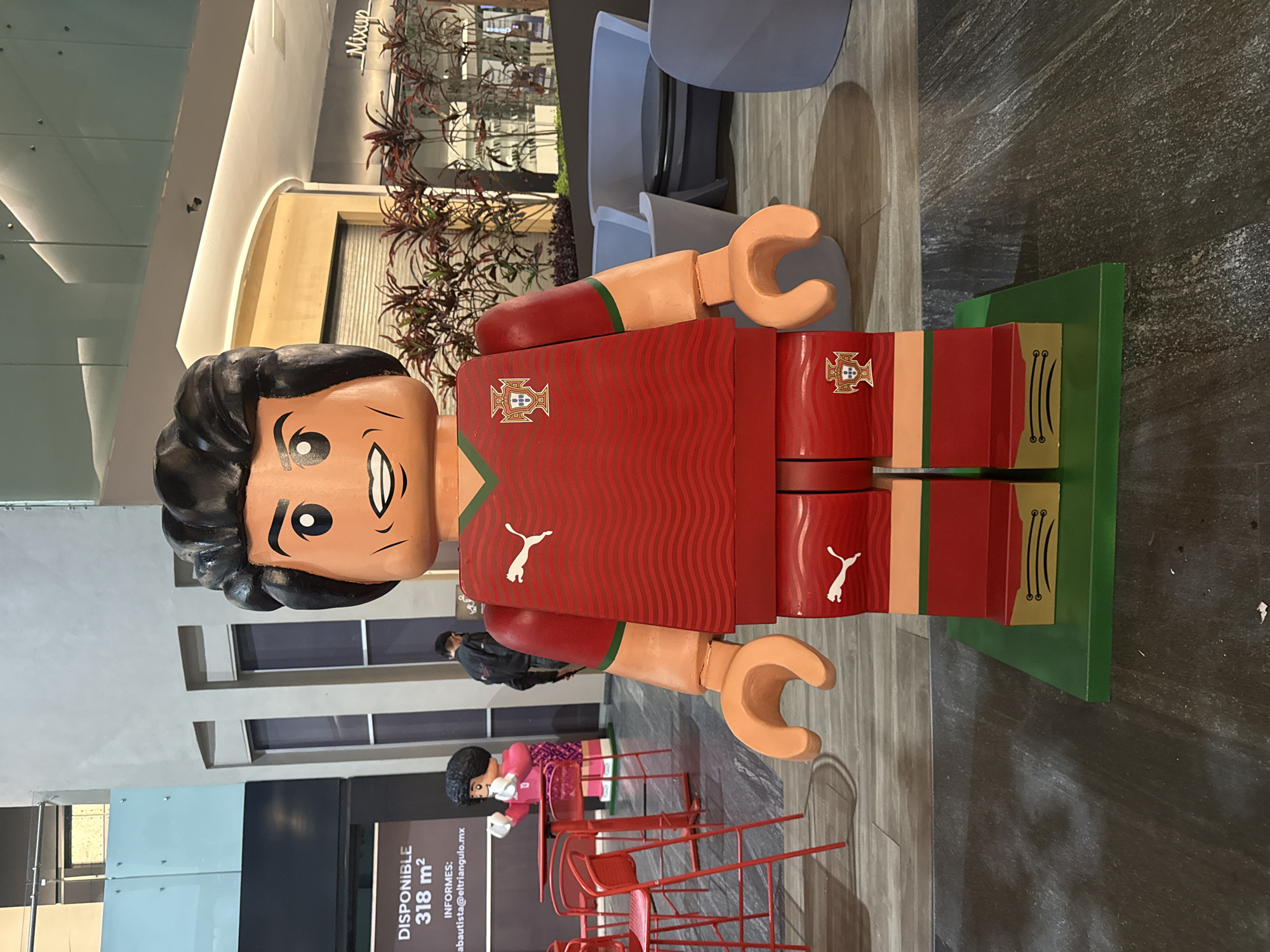 Cristiano Ronaldo Lego figure displayed in Puebla commercial space