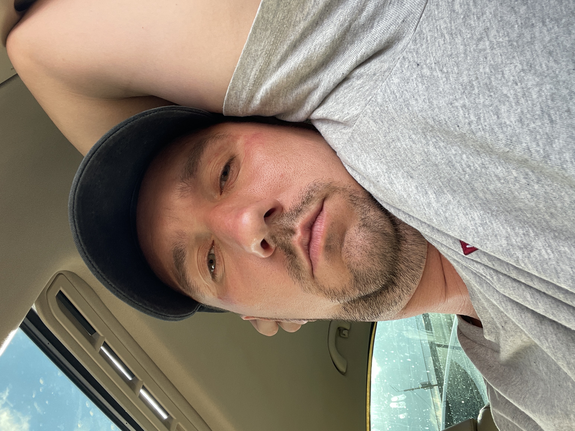 Afternoon in Kyiv: car selfies and a KFC on a sunny street
