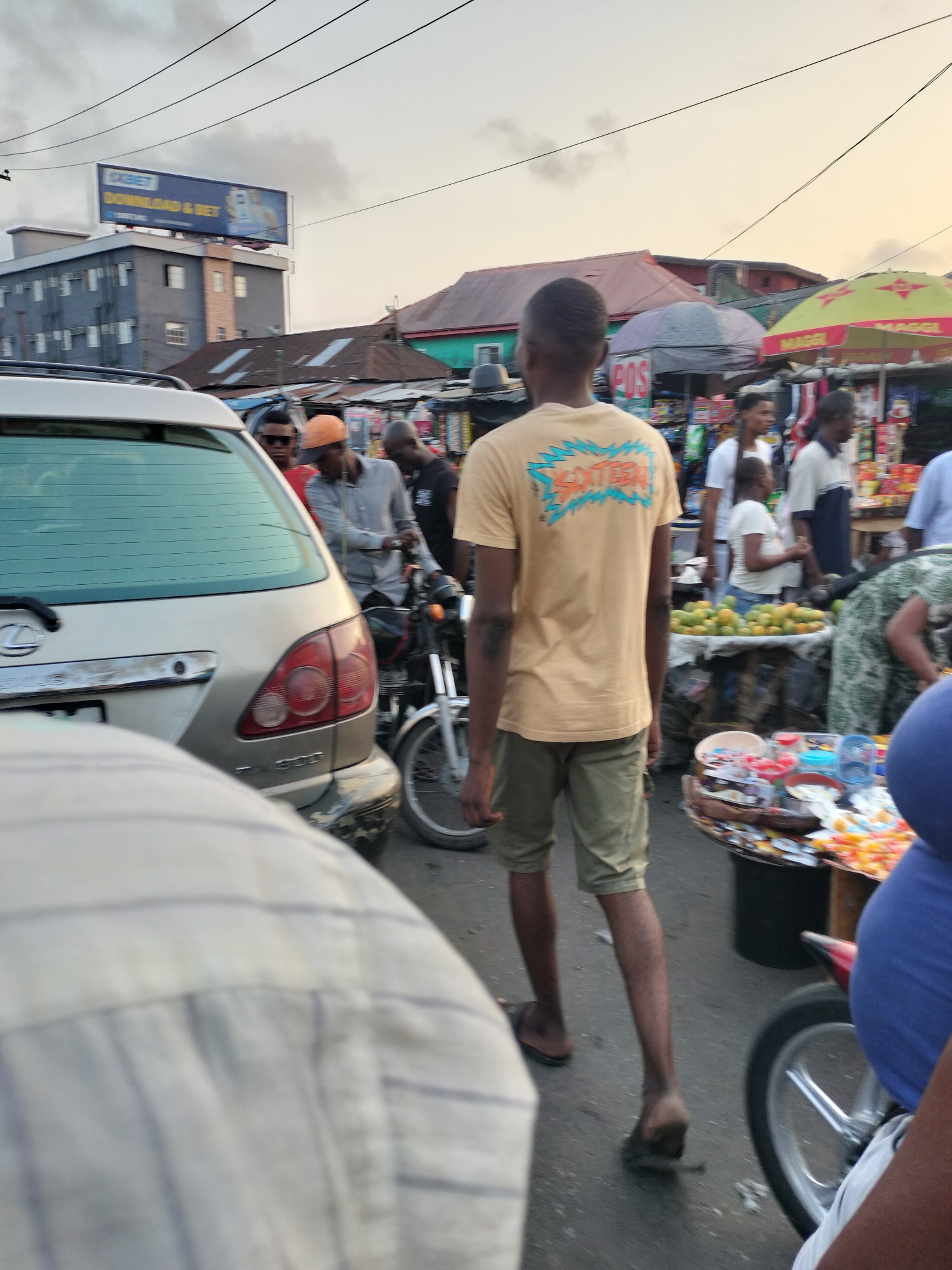 Lagos street life documented across neighborhoods and mosque