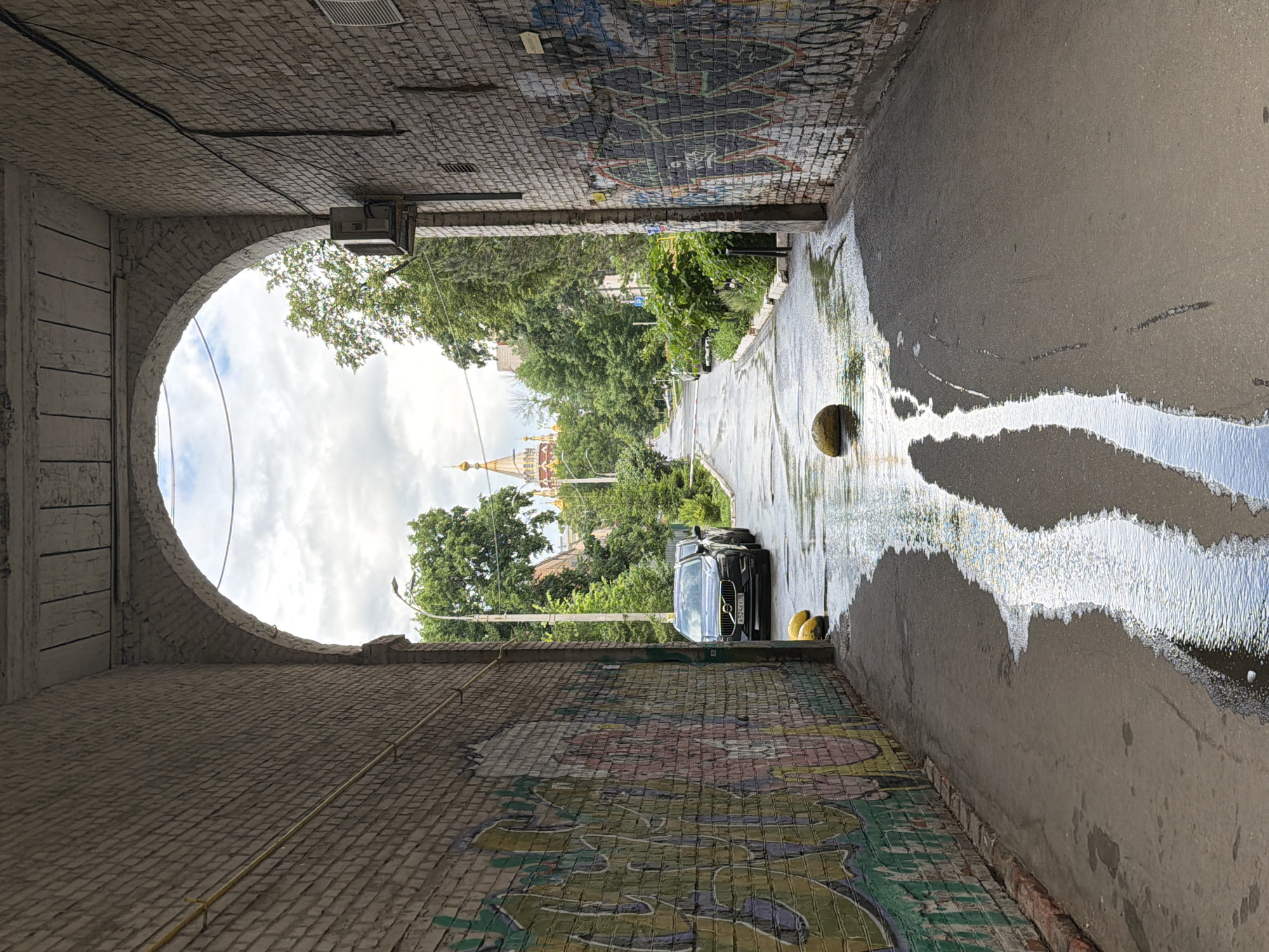 Morning documentation of daily life in Izhevsk, Russia