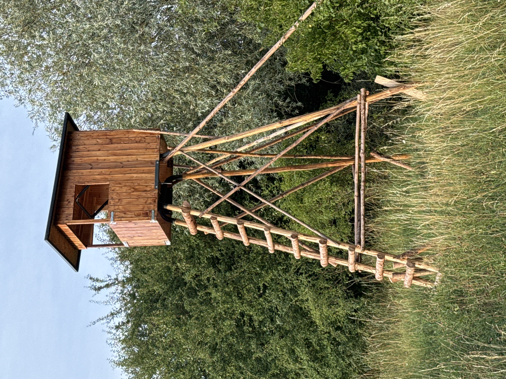 Elevated hunting blind at a field's edge near Ingolstadt