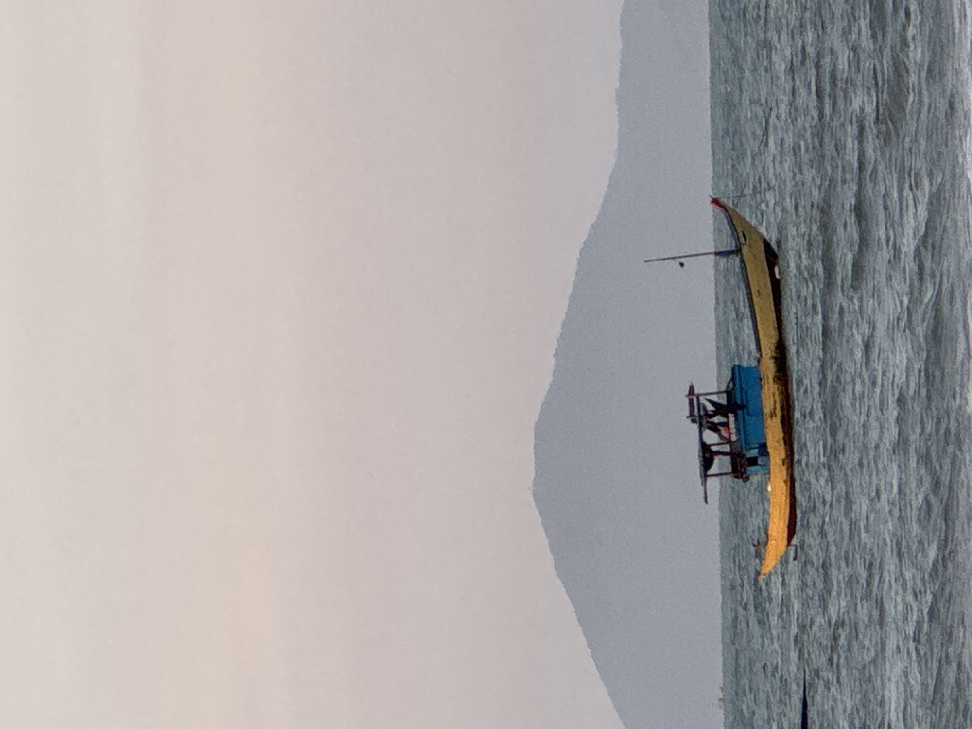 Morning coastal scenes documented along Đà Nẵng Vietnam beaches