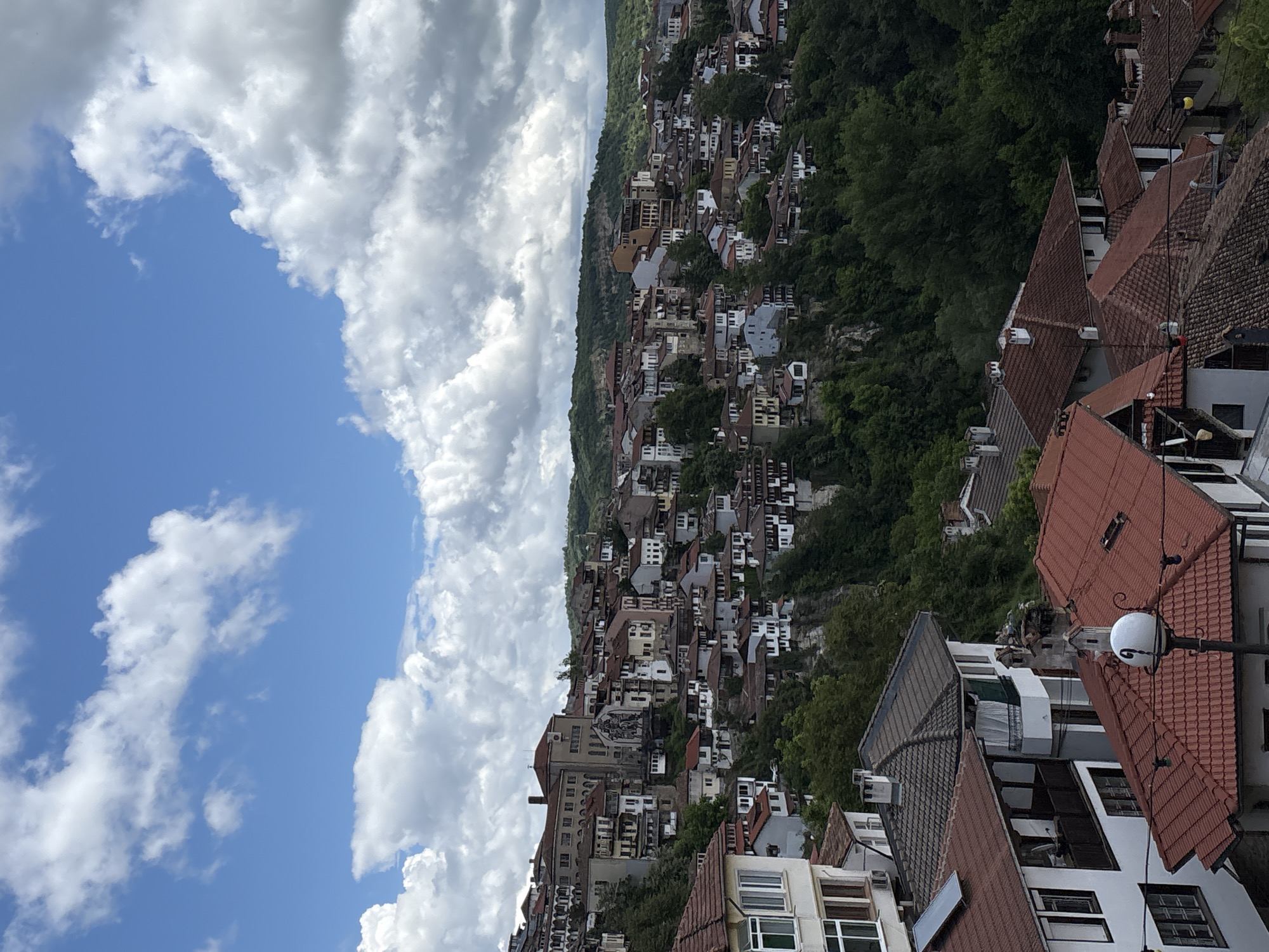 Morning scenes captured in Veliko Tarnovo's hillside neighborhoods