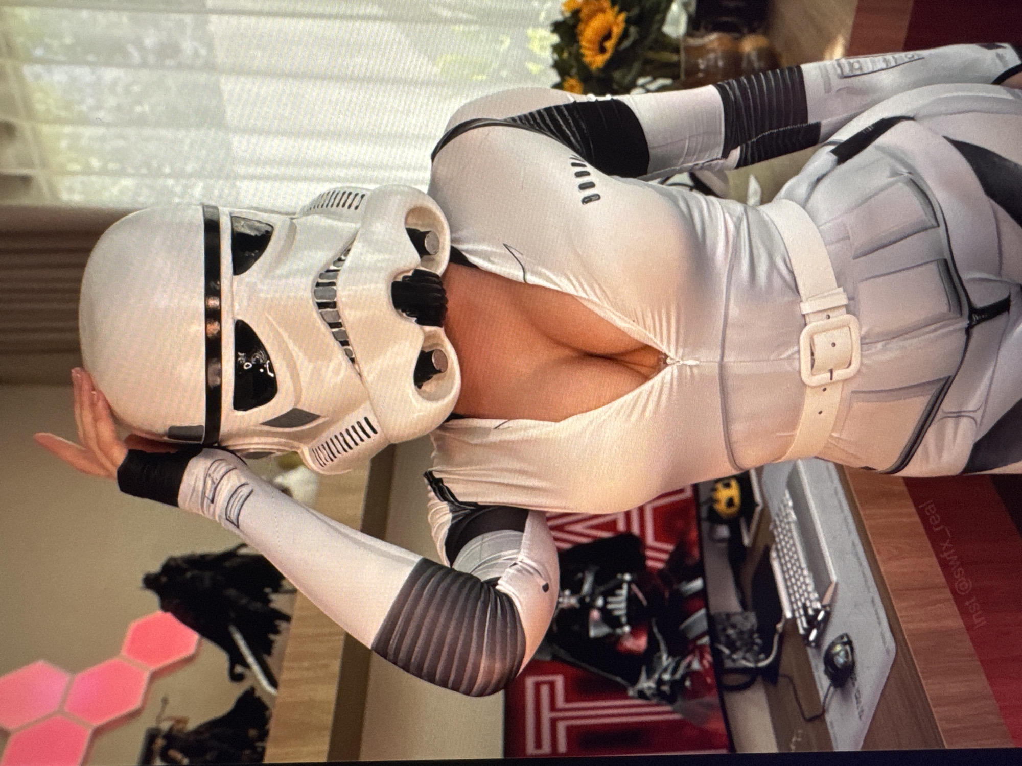 Cosplay and lifestyle photos across multiple looks and settings