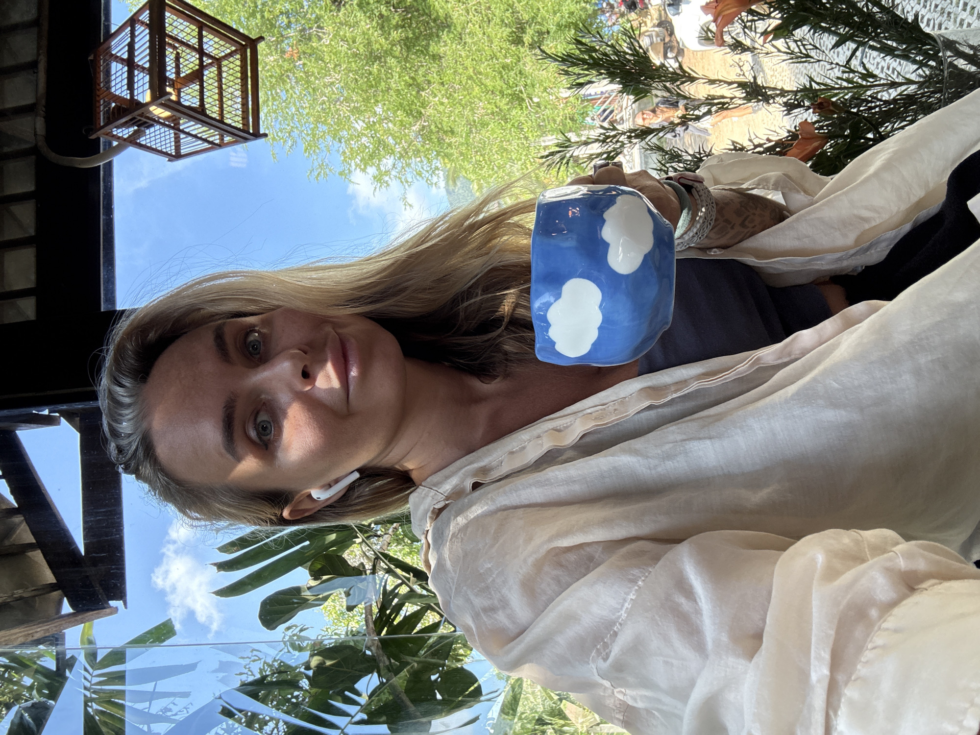 Brunch and coffee at a sunlit Ko Samui café