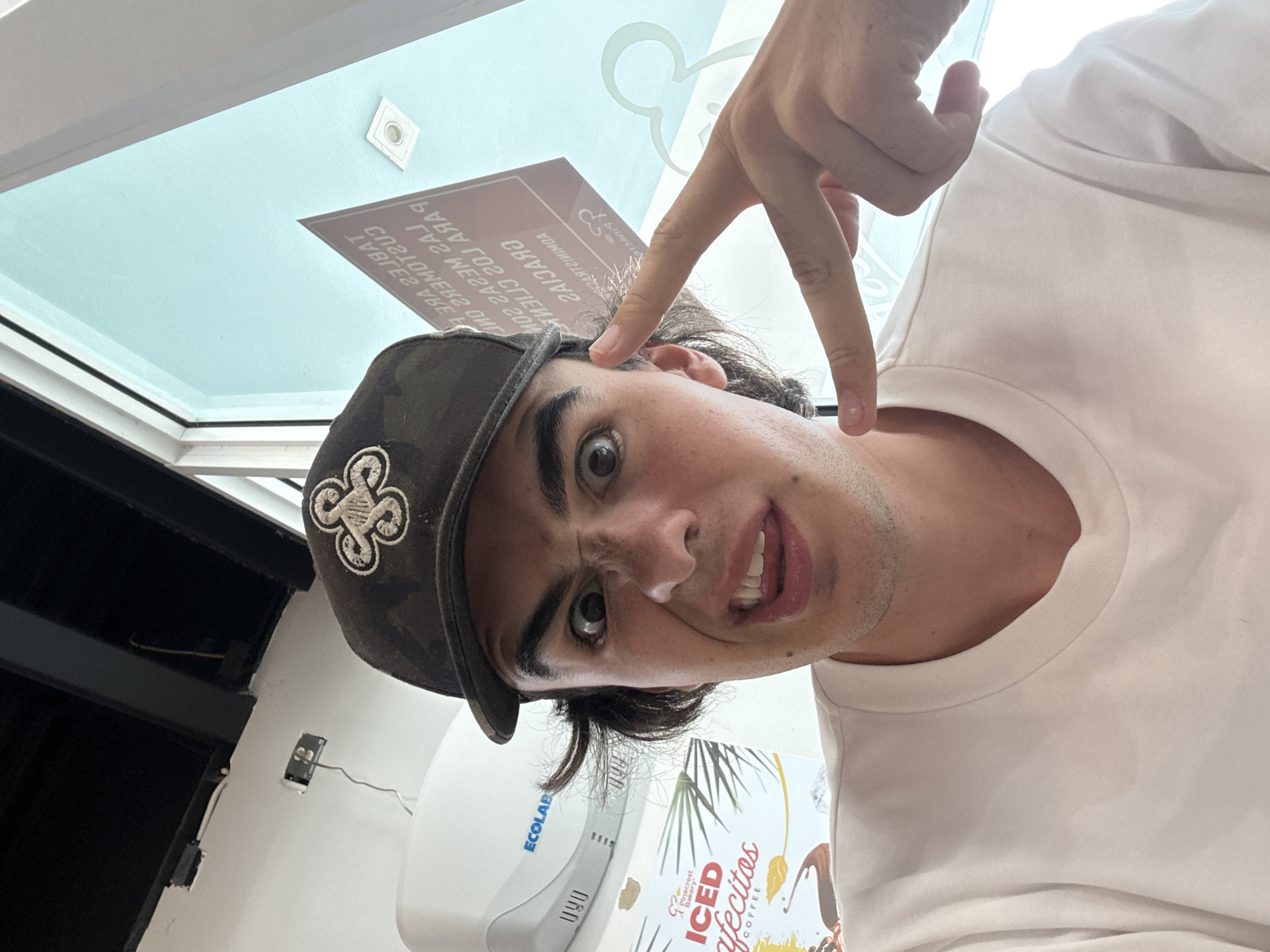 Customer visits Miami Beach bakery, purchases Pinecrest pastries