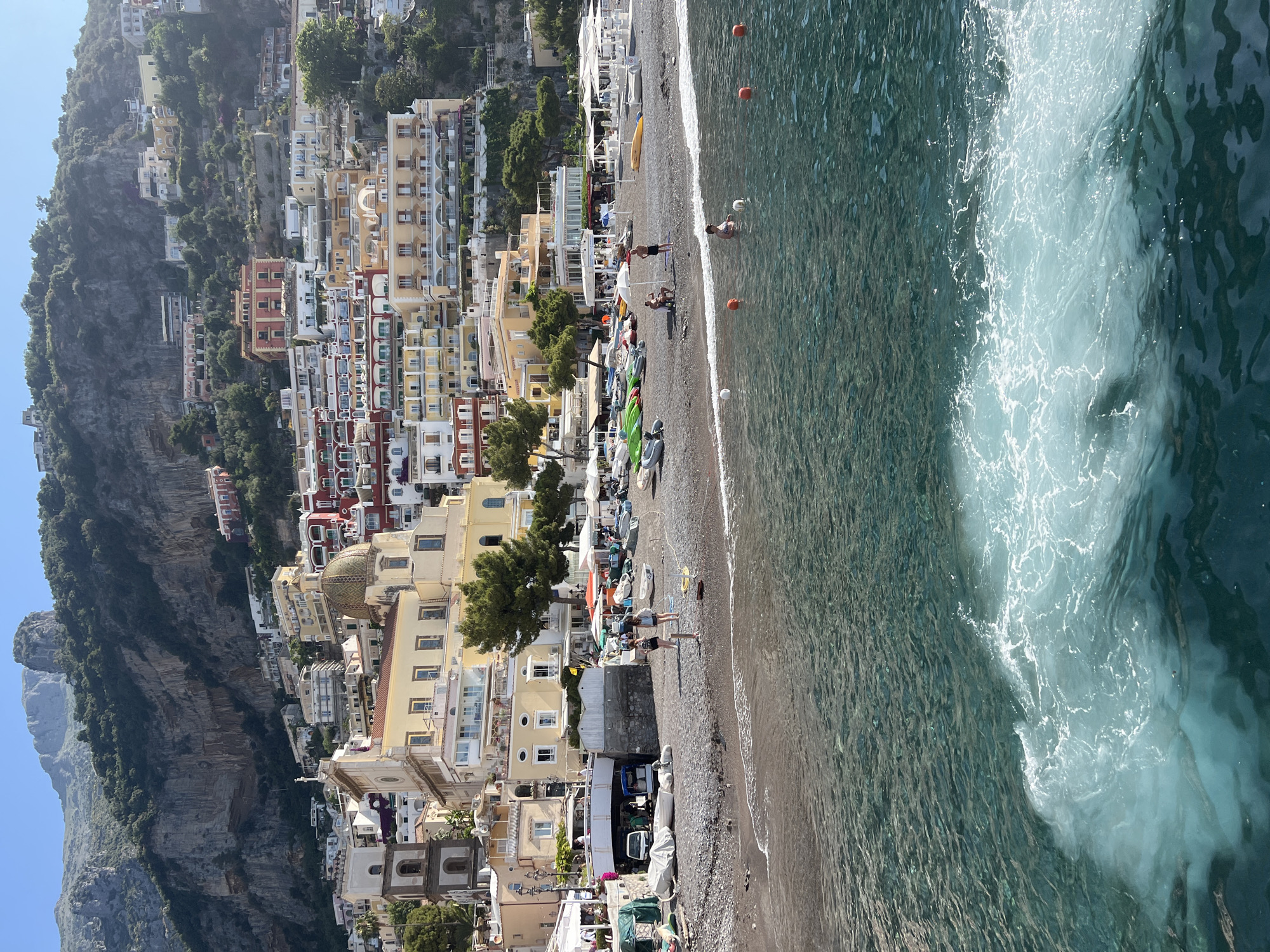 Morning coastal scenes documented in Arienzo, Italy