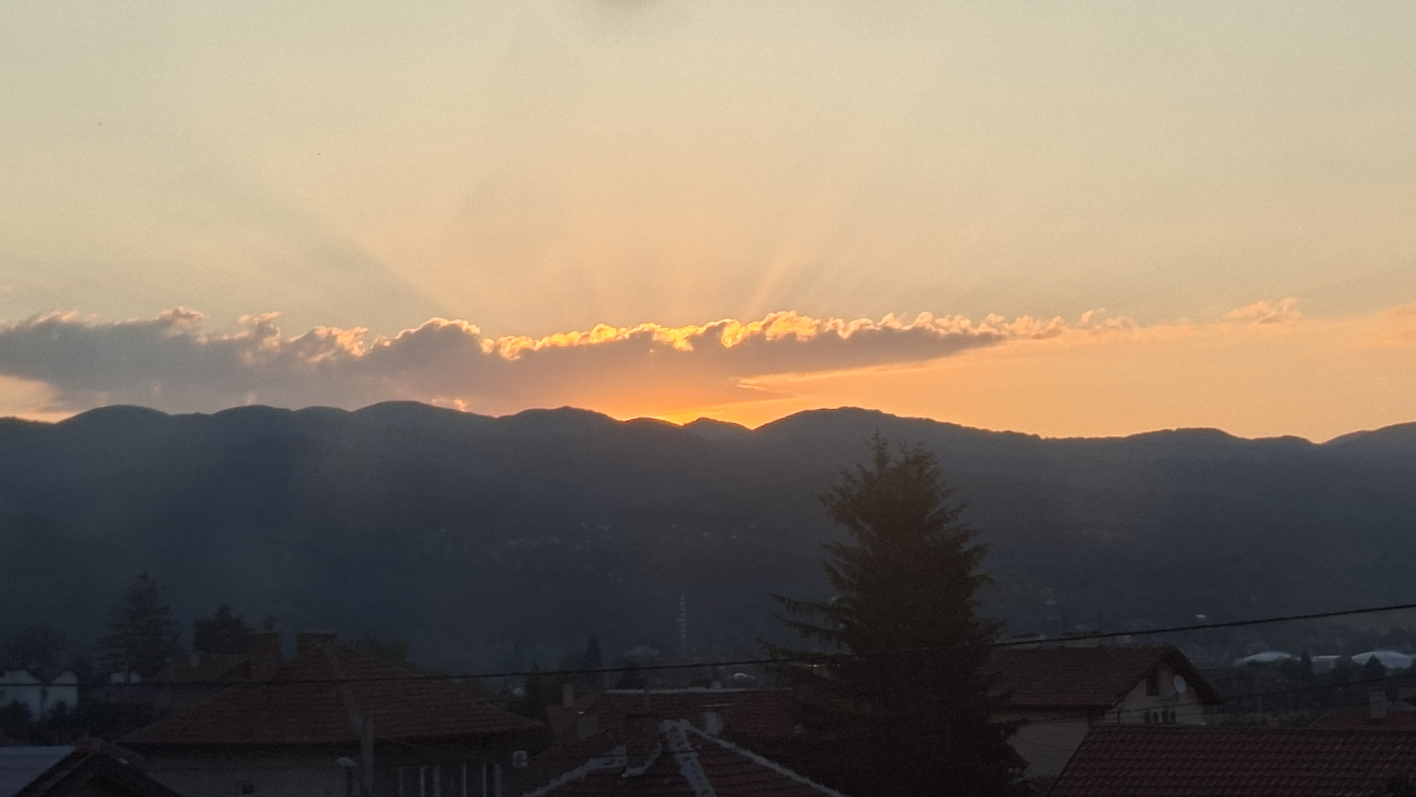 Mountain silhouettes at sunset over Novi Iskar, Bulgaria