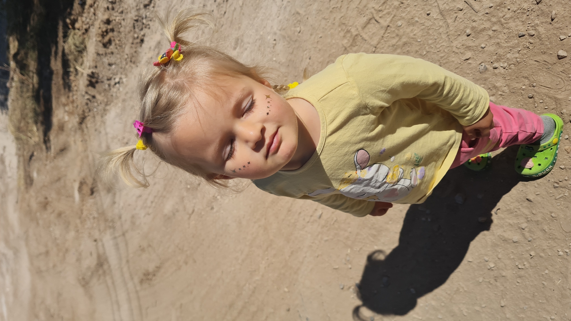 Morning photos capture children, woman in rural Israel