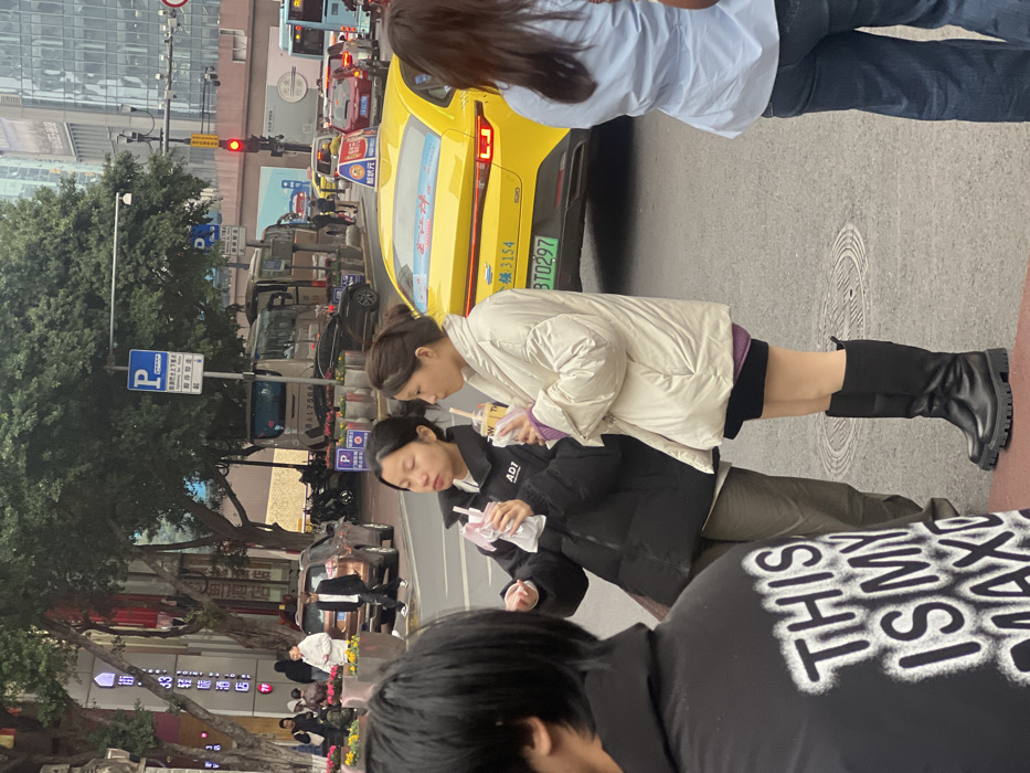 Daily street life documented across Chongqing's Yuzhong District