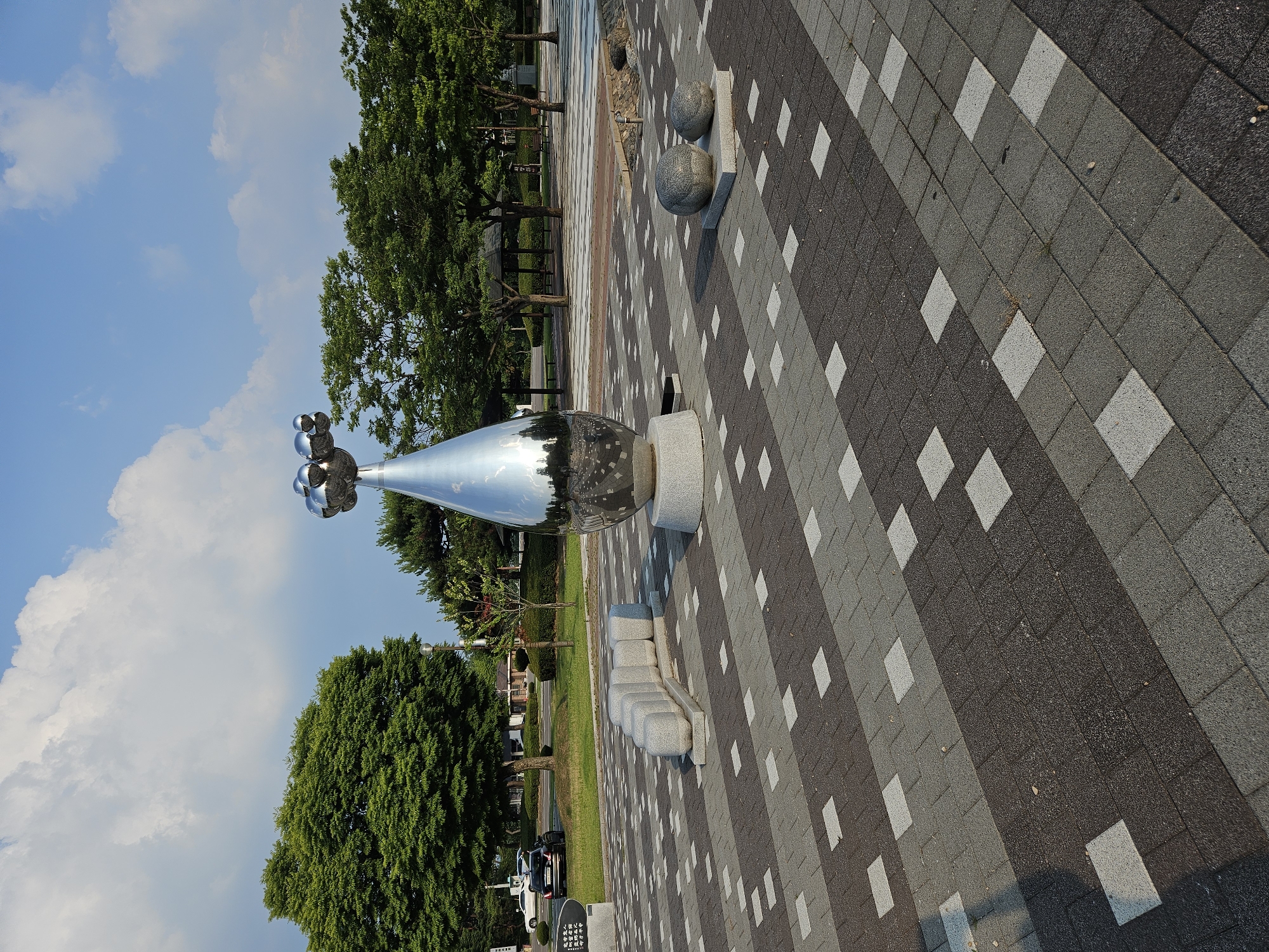 Morning stop at a traditional Korean pavilion and sculpture park