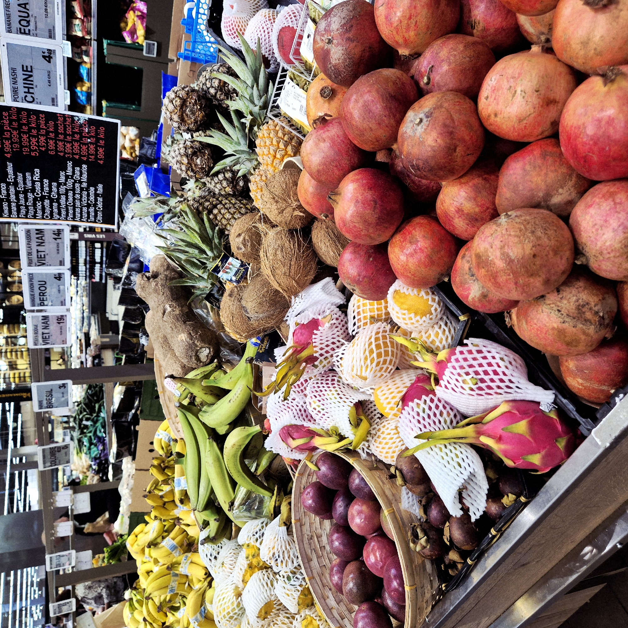 Routine grocery shopping documented at Geispolsheim supermarket