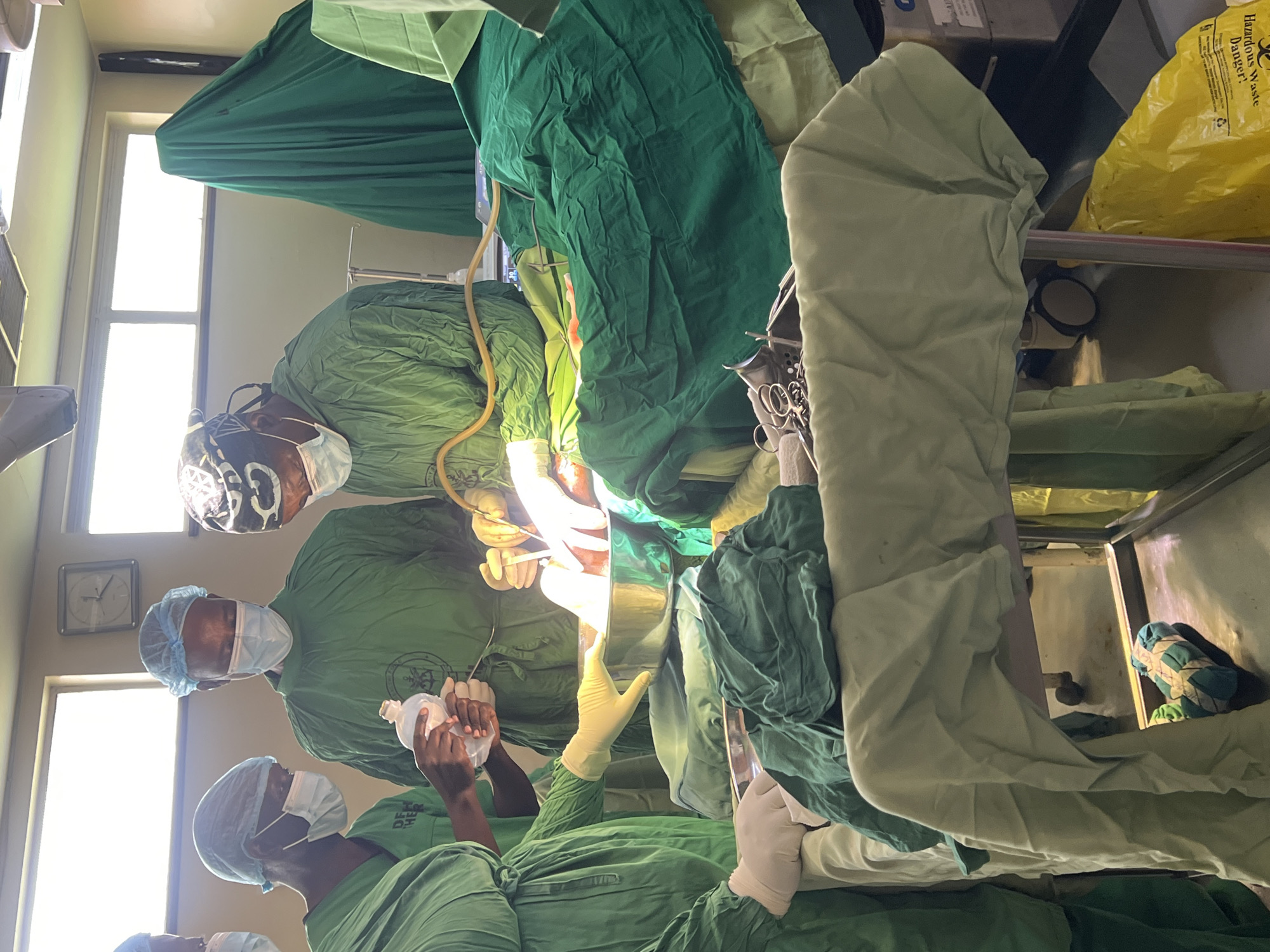 Surgical team performs leg operation at Nairobi hospital