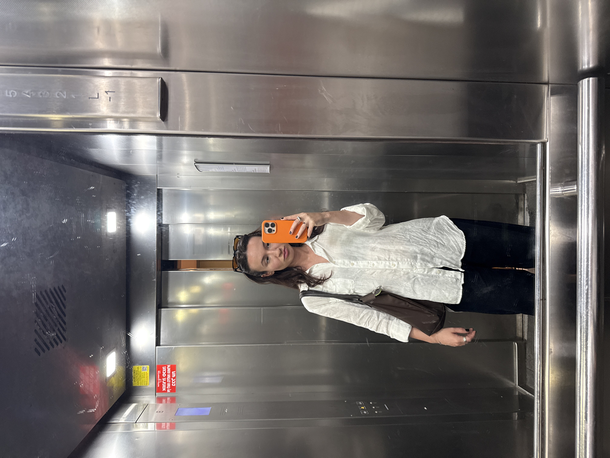 Woman spotted around Tel Aviv buildings, construction sites
