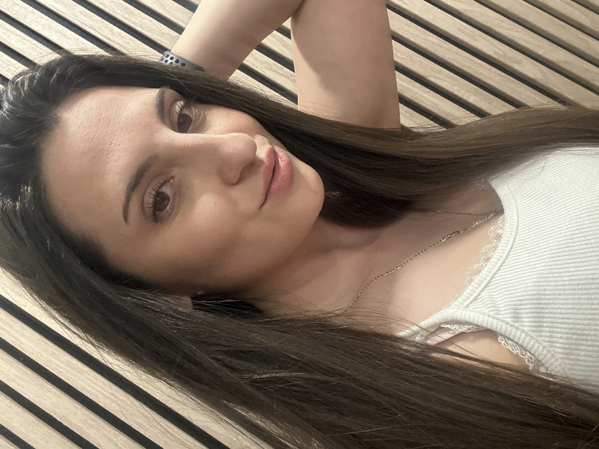 Woman documents casual afternoon with selfies and nature photos