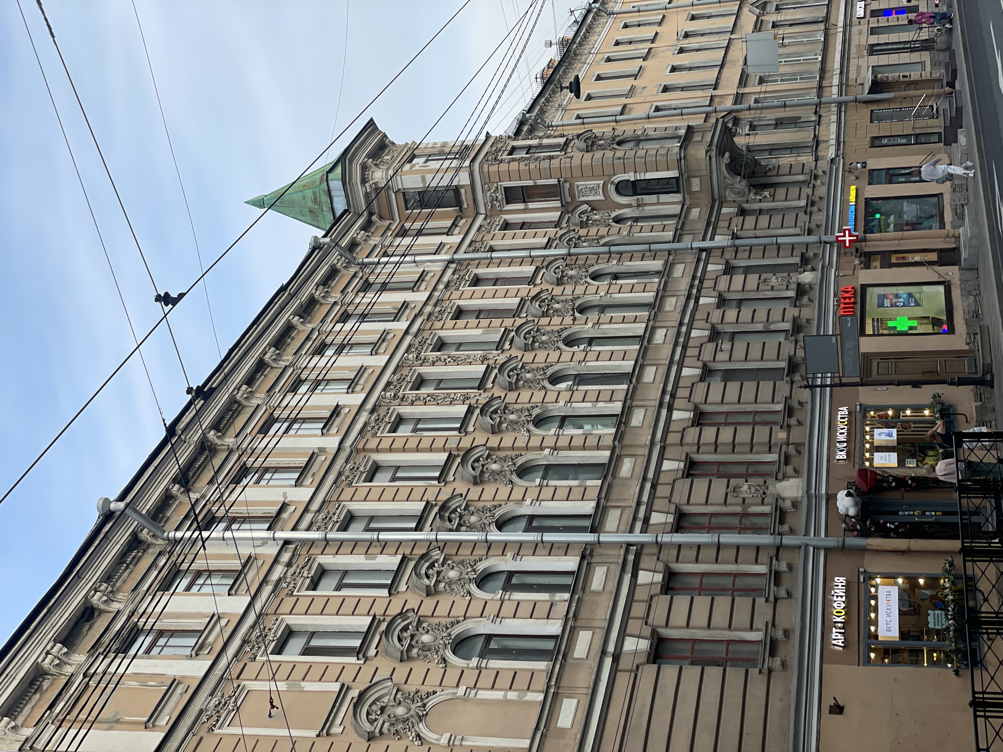 Evening architectural tour documented across historic Saint Petersburg streets
