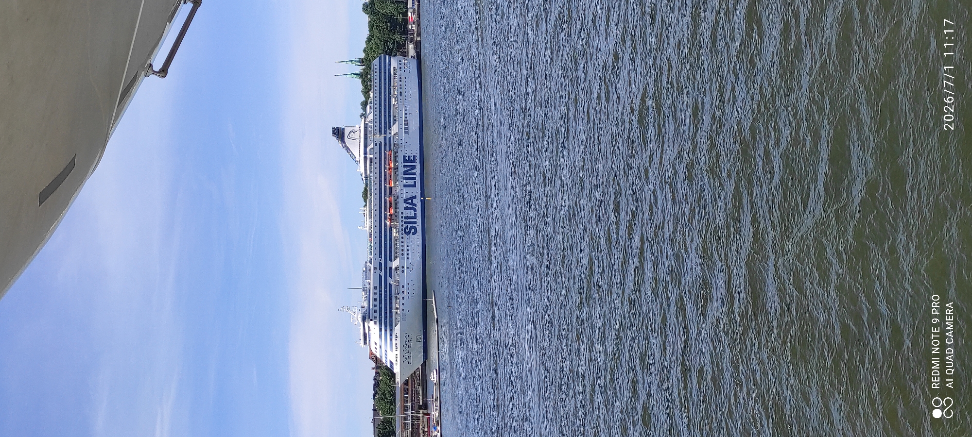 Busy summer morning on Helsinki's waterways