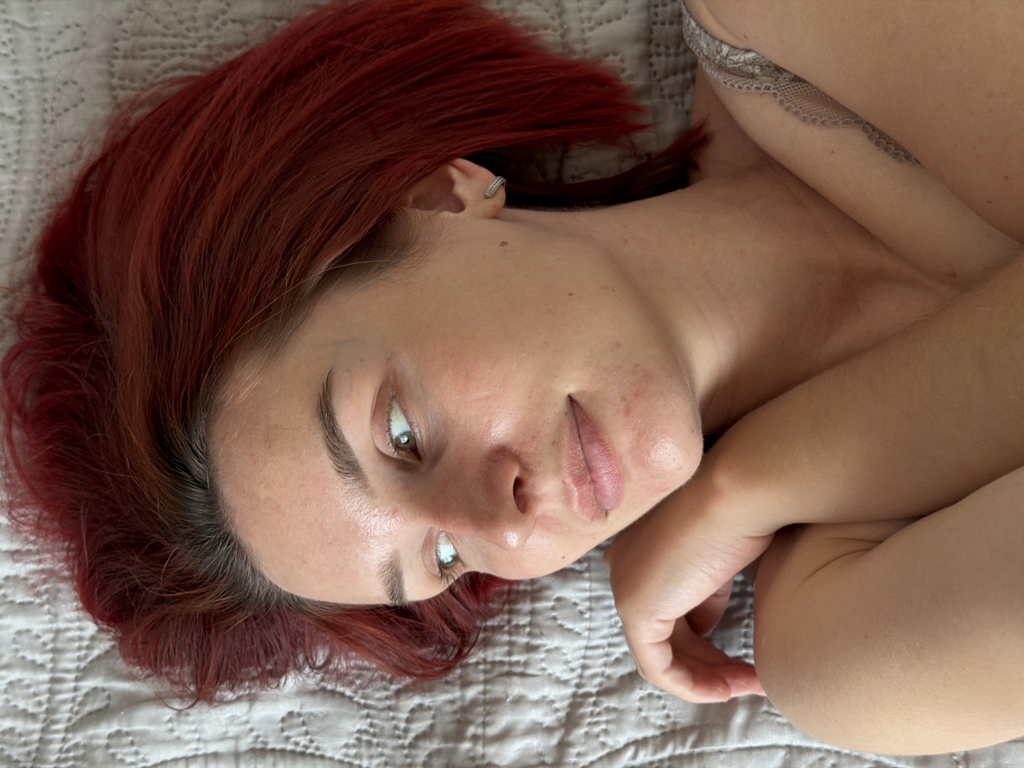 Woman with red hair observed resting in Chaikovsky, Russia