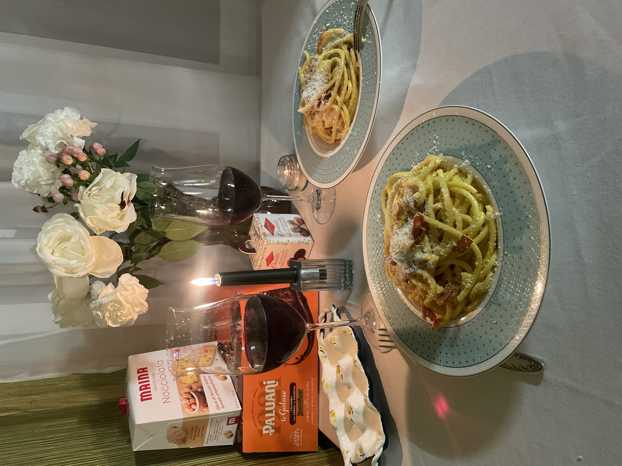 Home cooking documented in Khimki: pasta and prosciutto preparation