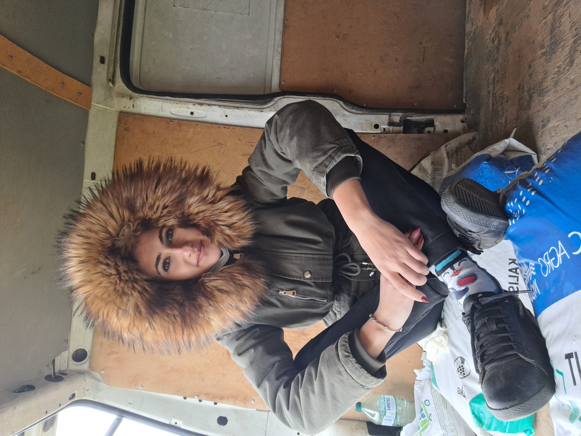 Person spotted in van wearing winter clothing in Negovan