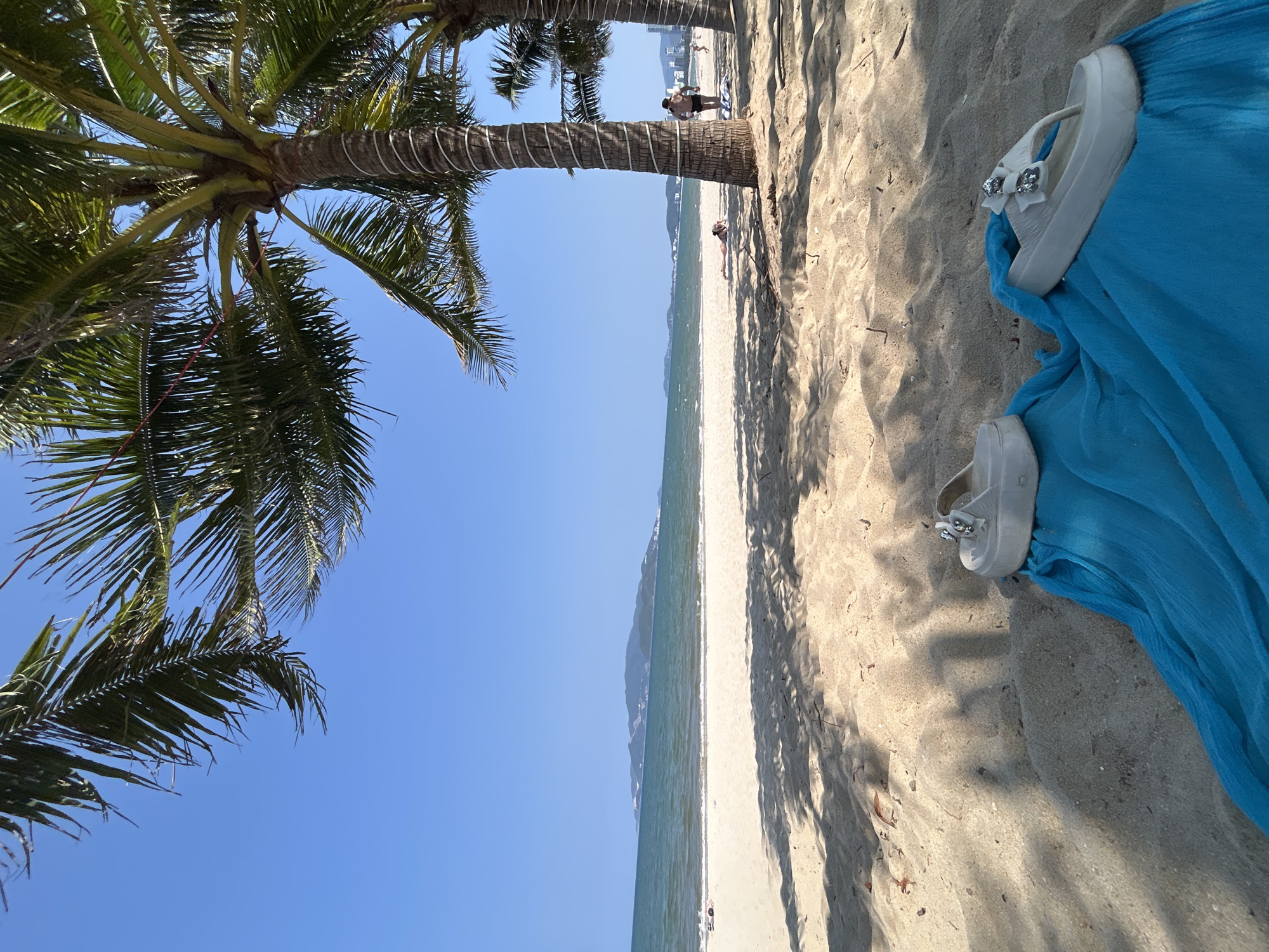 Morning beach picnic captured in Nha Trang, Vietnam