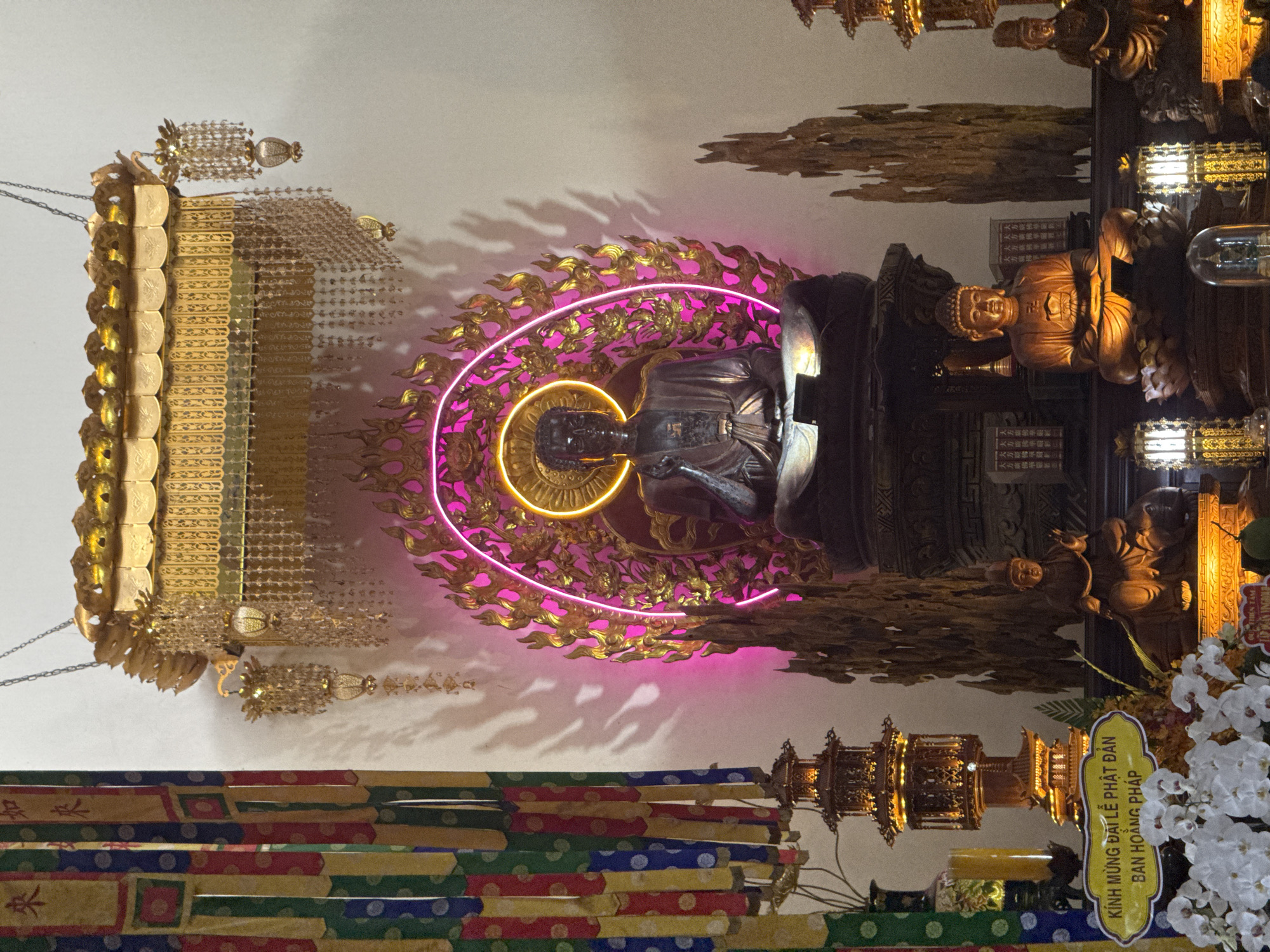 Rainy night scenes captured across Nha Trang Buddhist temples