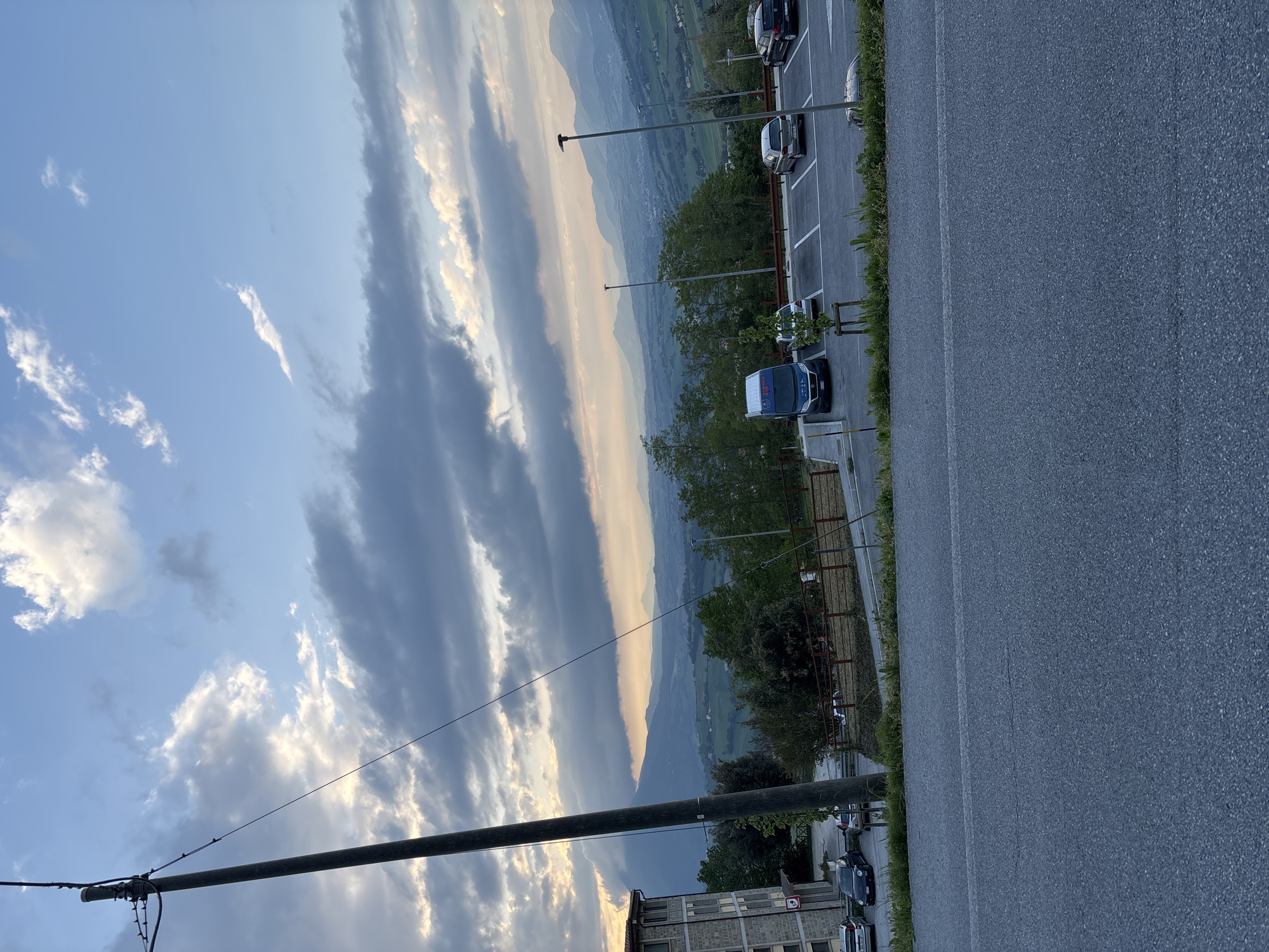 Dynamic sky with mixed clouds observed over Camerino, Italy