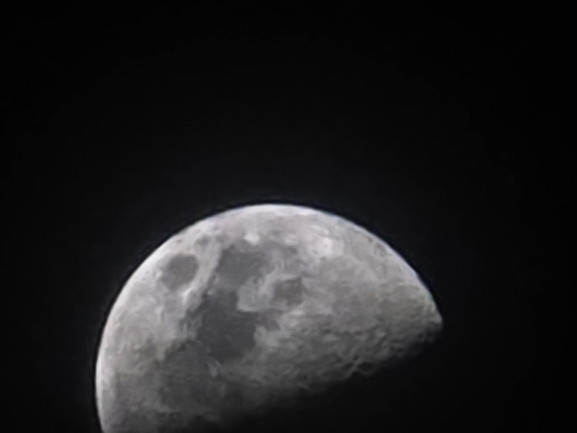 Evening moon observations and street scenes documented in Yambol