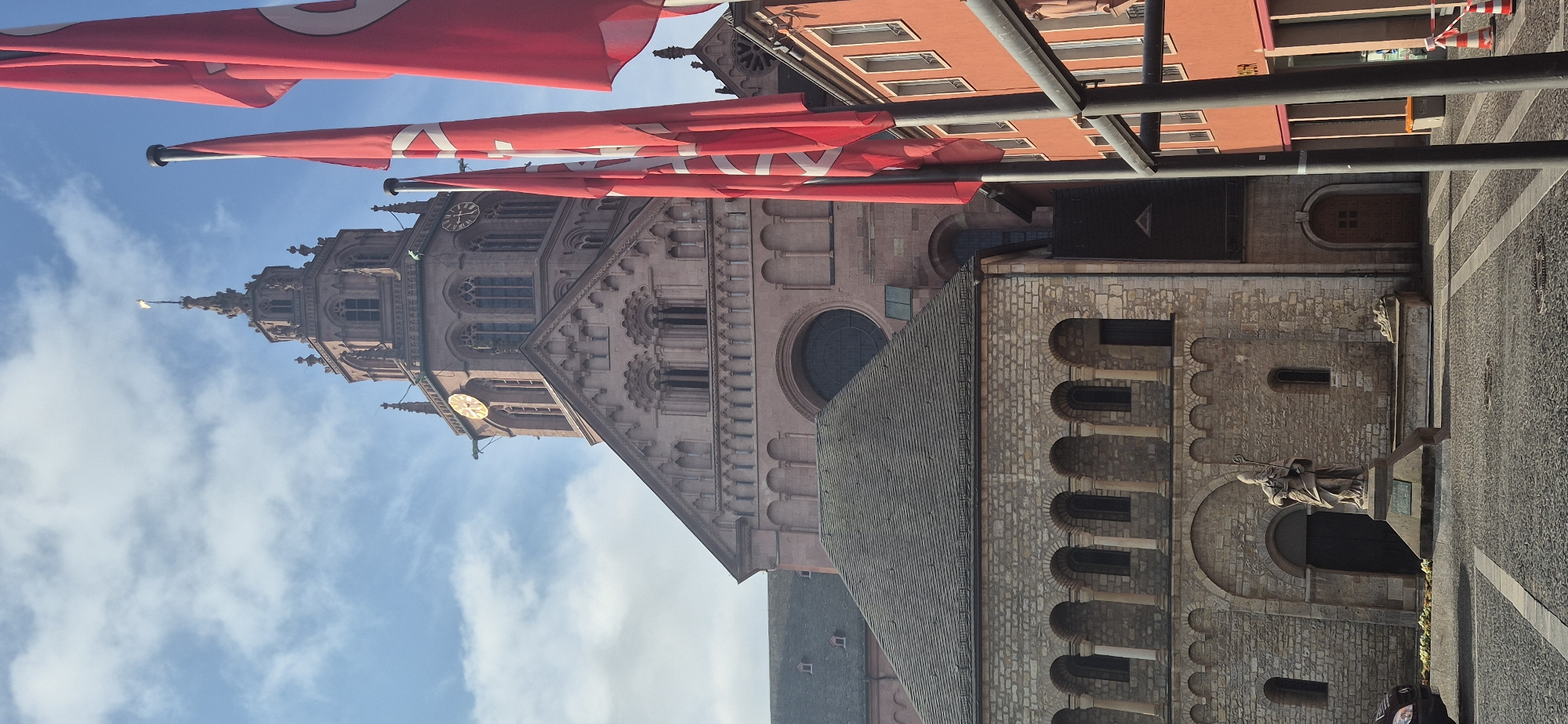 Morning stroll through Mainz: cathedral, plazas, and city streets